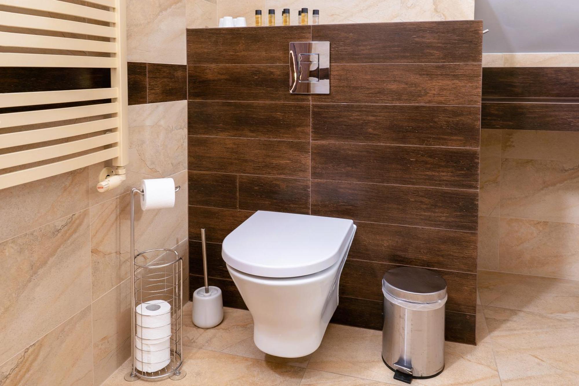 Quadruple Room Private Bathroom
