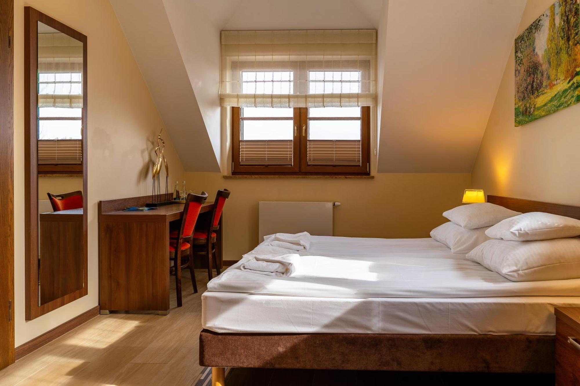 Double Room Private Bathroom