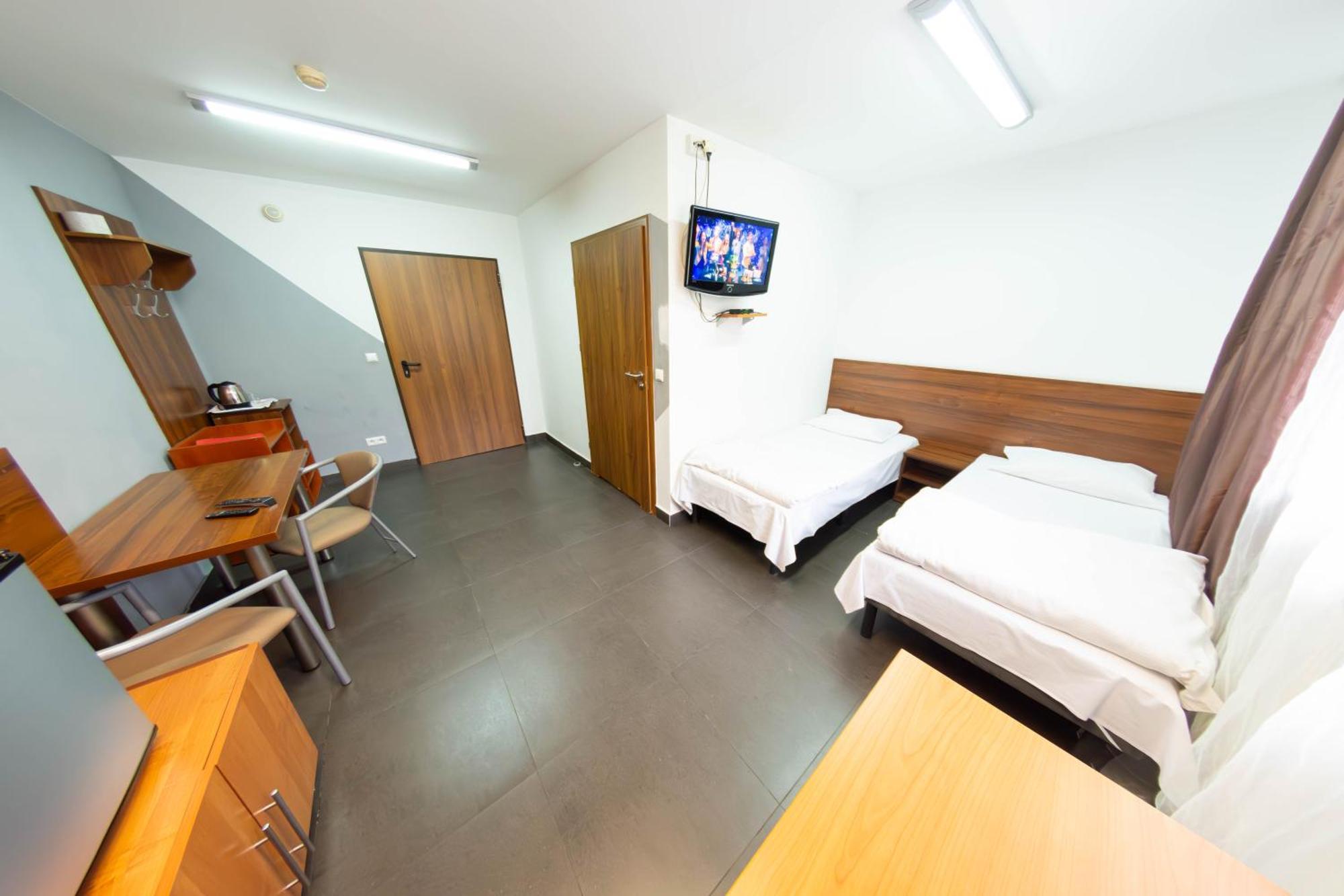Double Room Private Bathroom