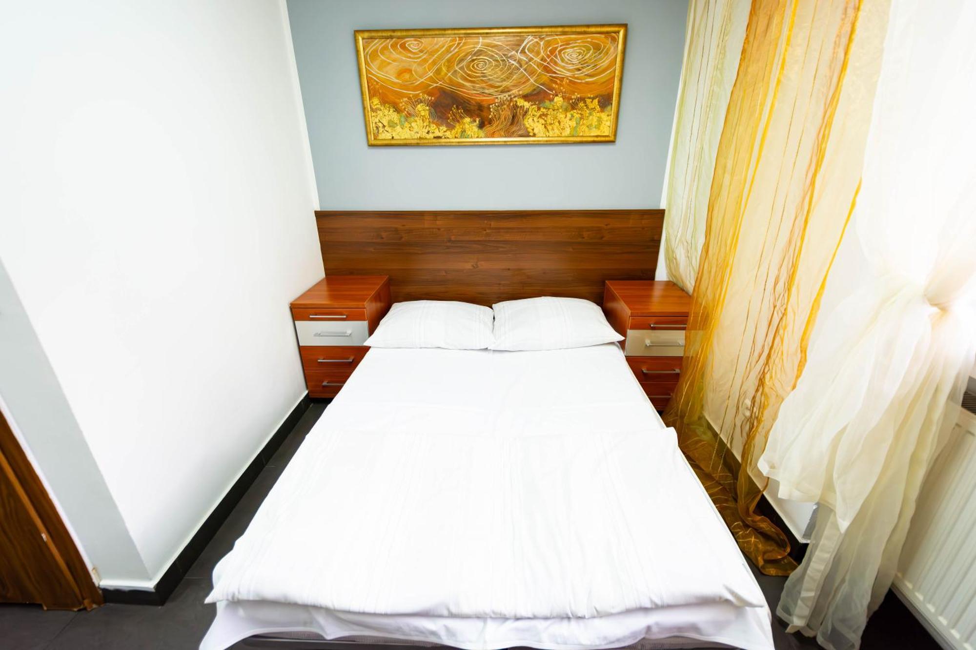 Double Room Private Bathroom