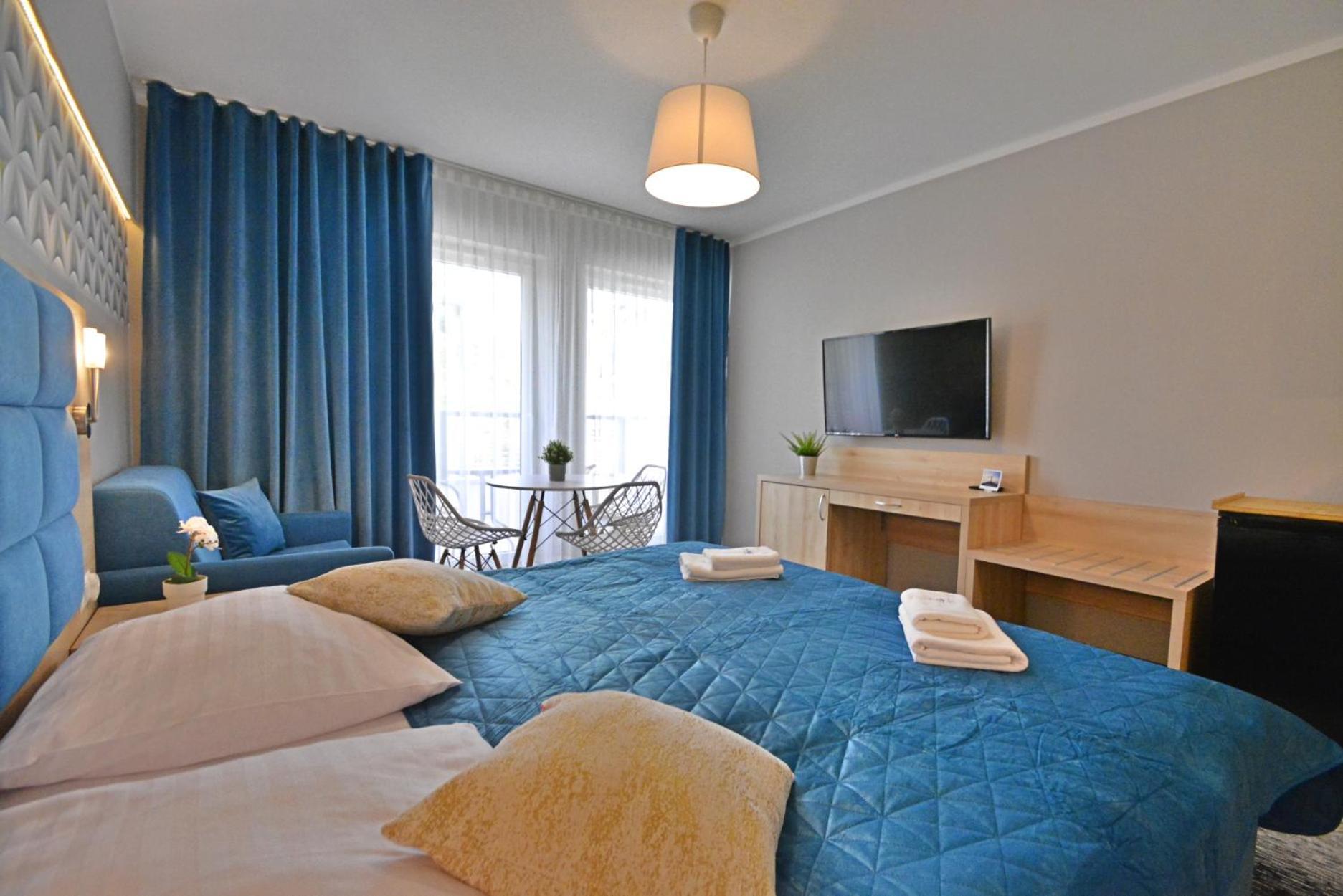 Studio Apartment