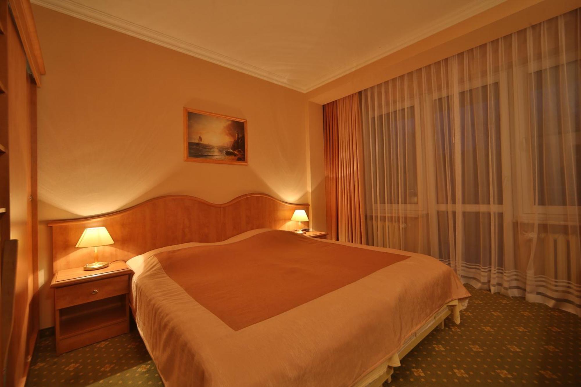 Classic Double or Twin Room Christmas