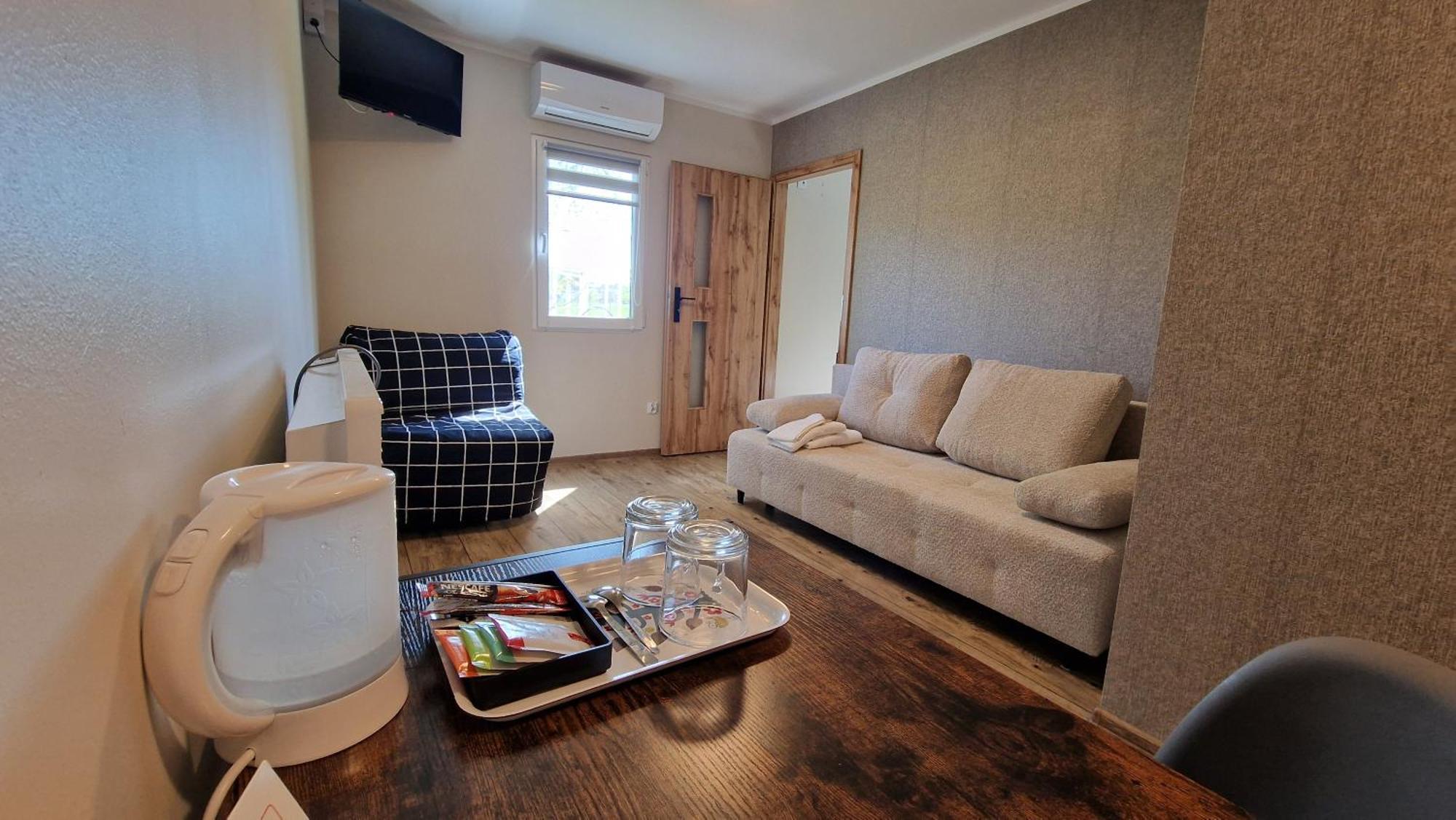 Family Room Private Bathroom