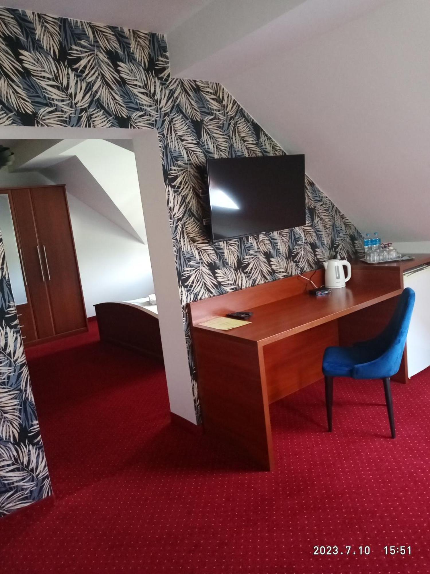 Double Room Private Bathroom