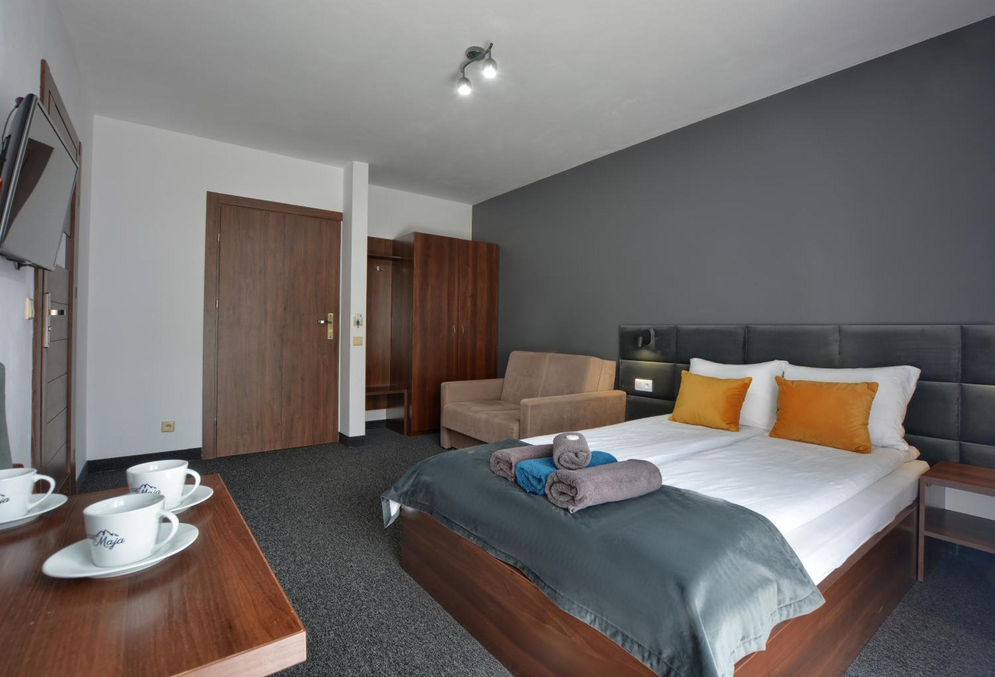 Triple Room Terrace
