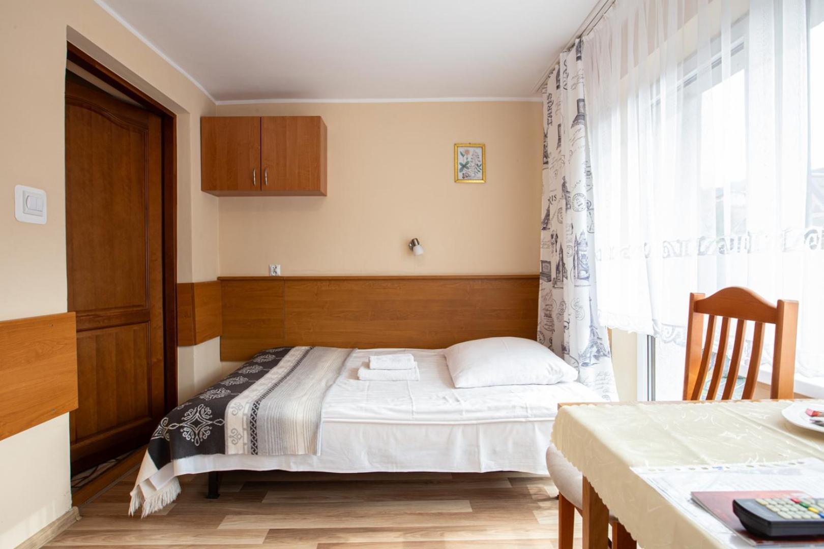 Small Single Room