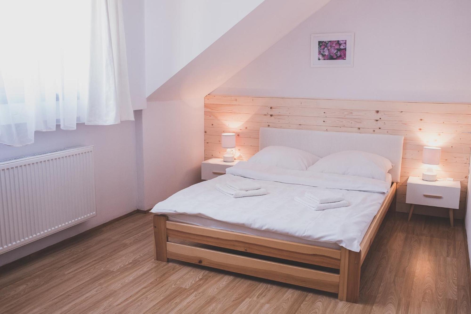 Double Room Private Bathroom