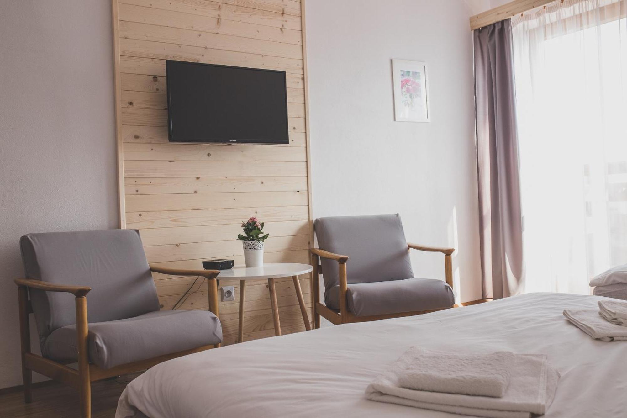 Quadruple Room Mountain View