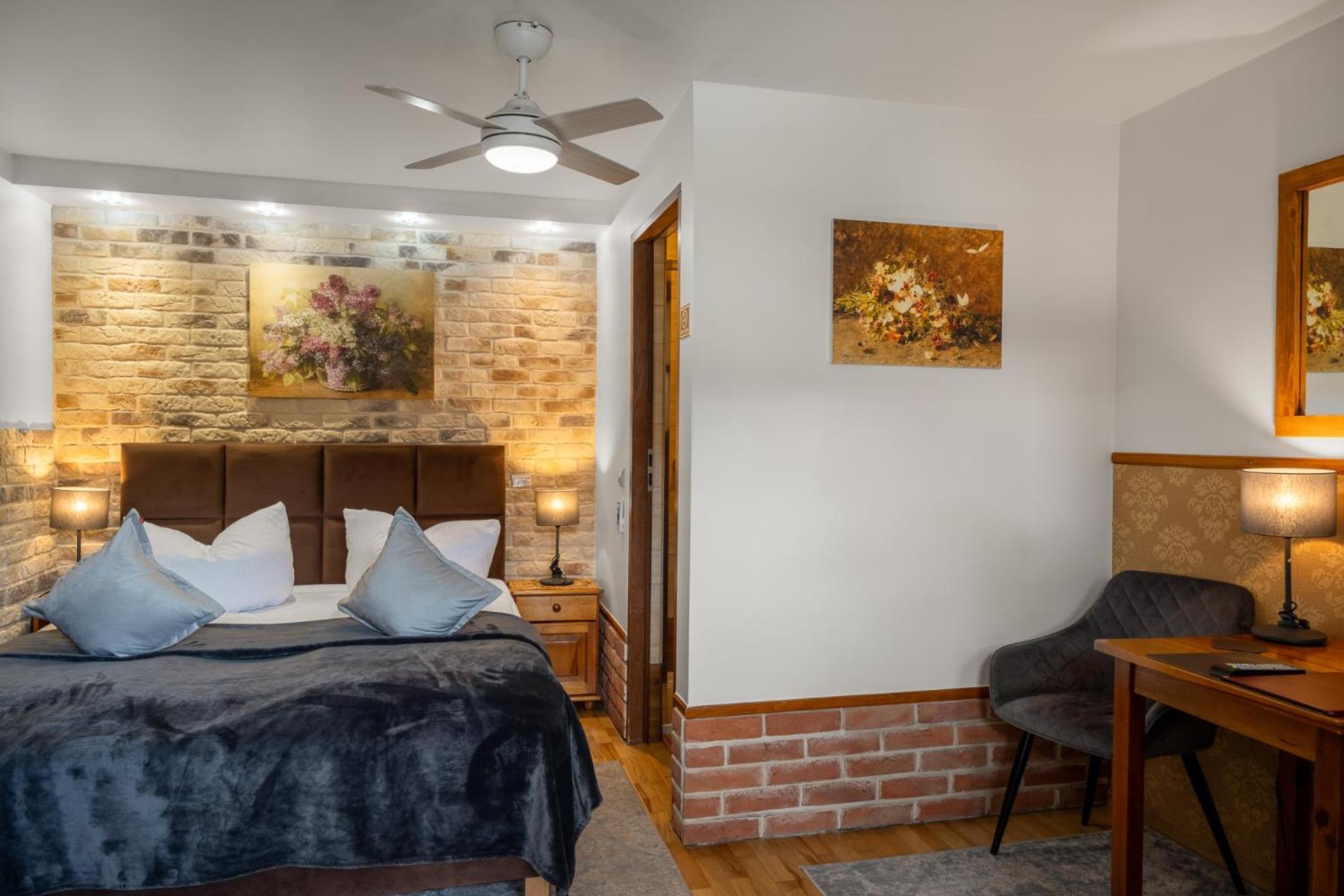 Economy Double Room Terrace Ground Floor