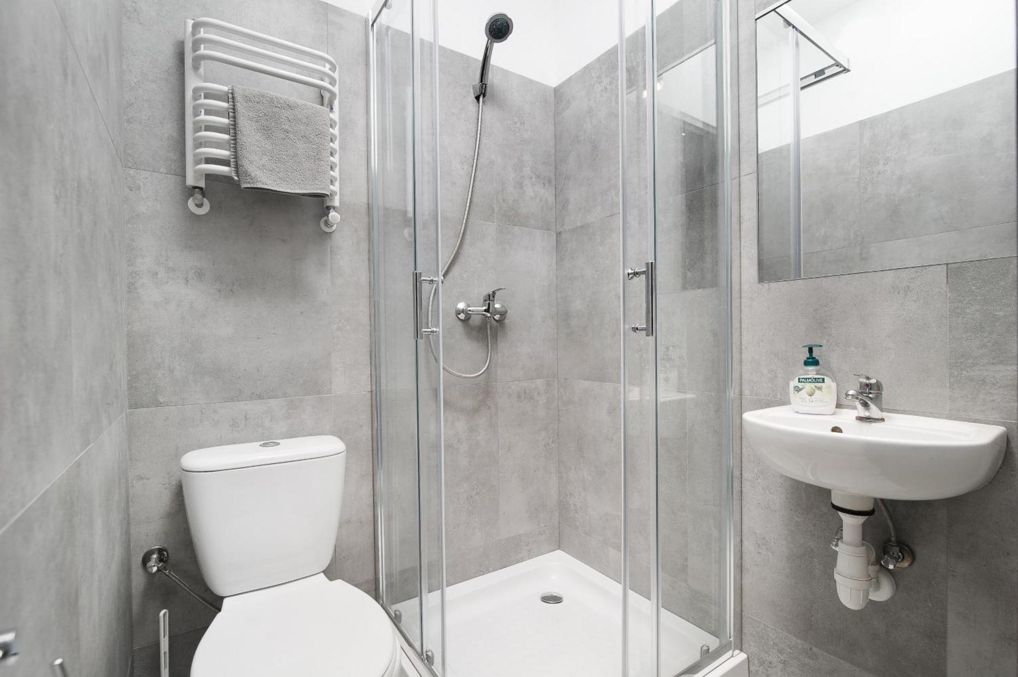 Double Room Private Bathroom