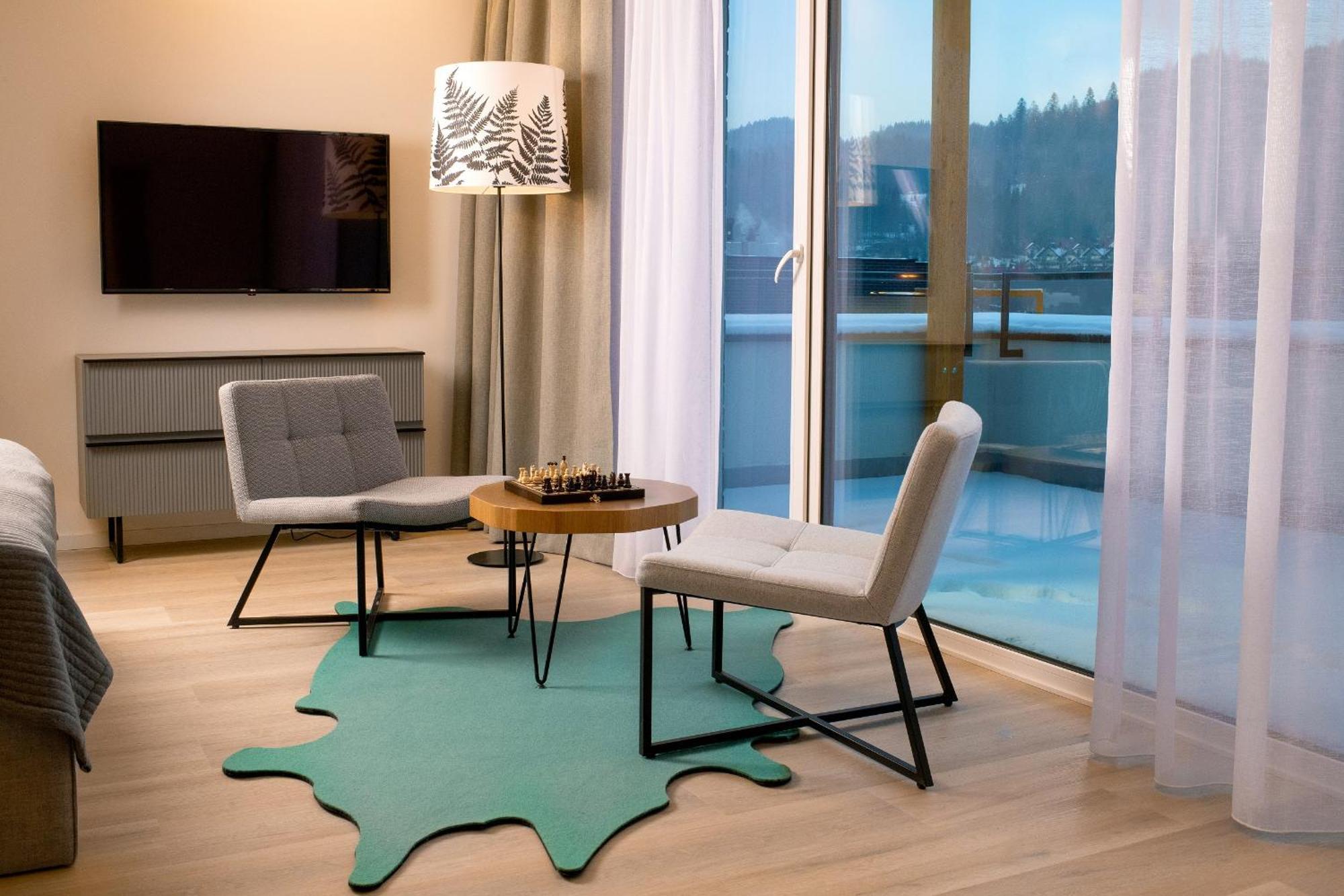 Studio Apartment