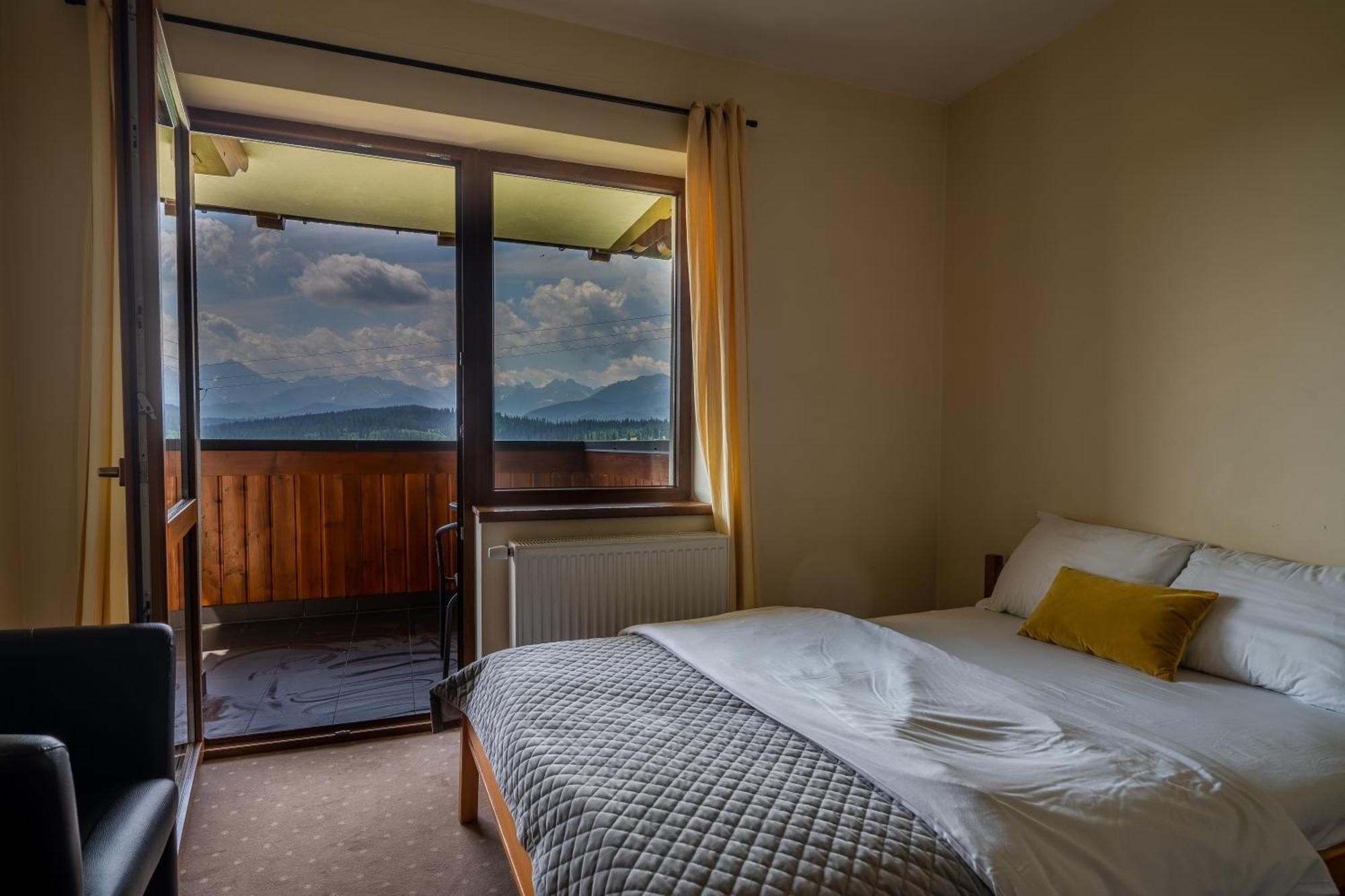 Quadruple Room Mountain View