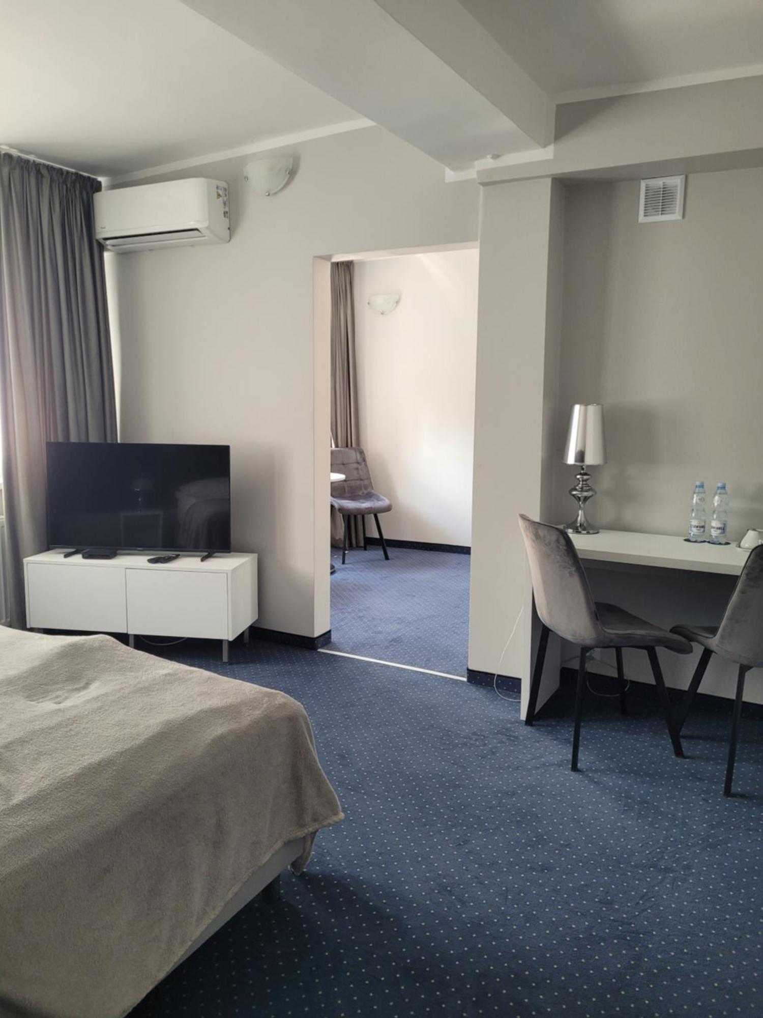 Large Double Room