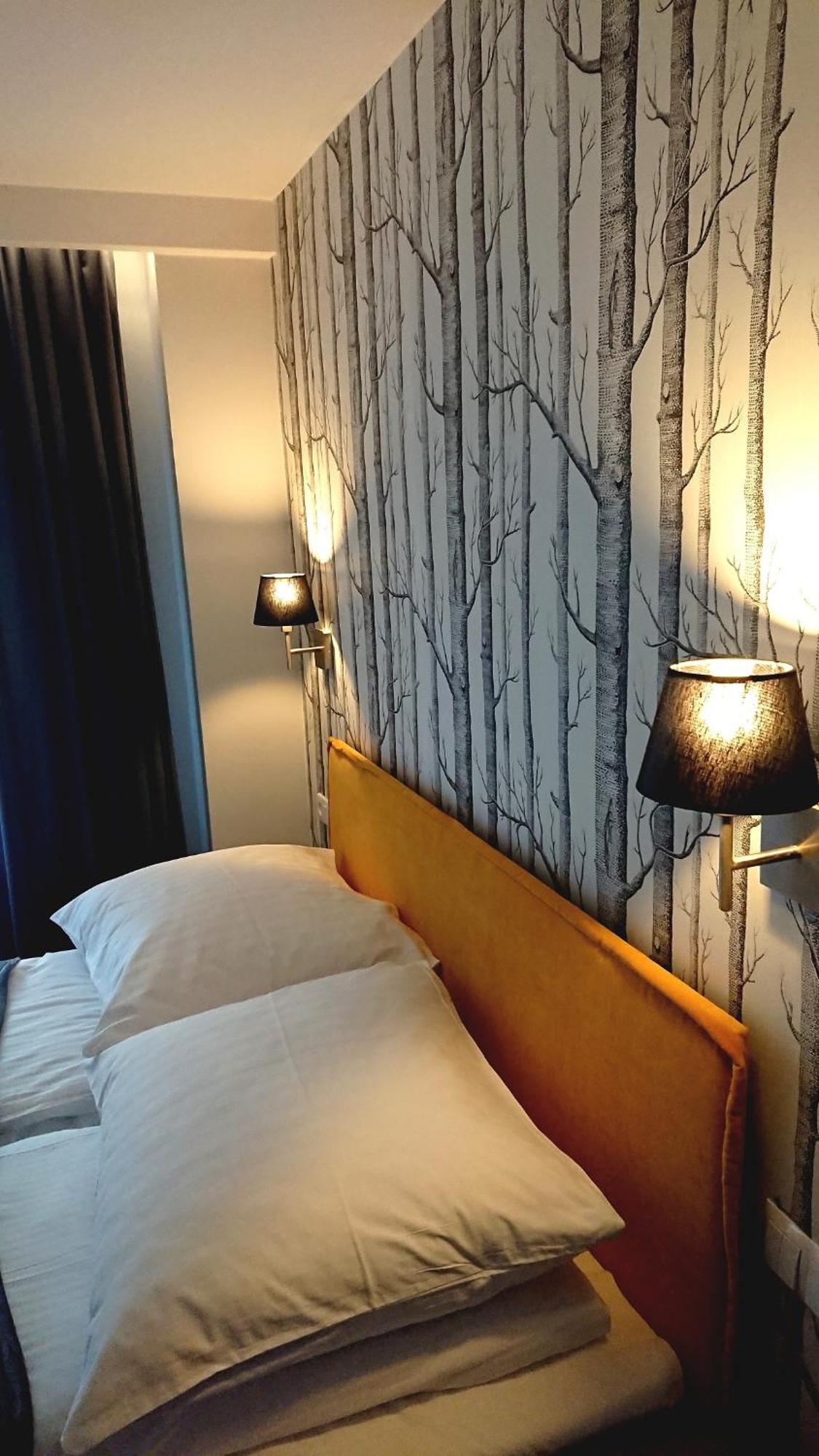 Double Room Private Bathroom