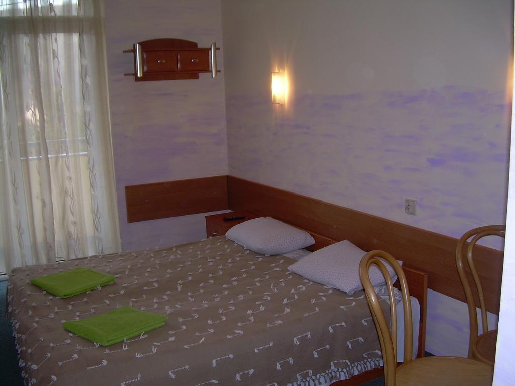 Small Twin Room