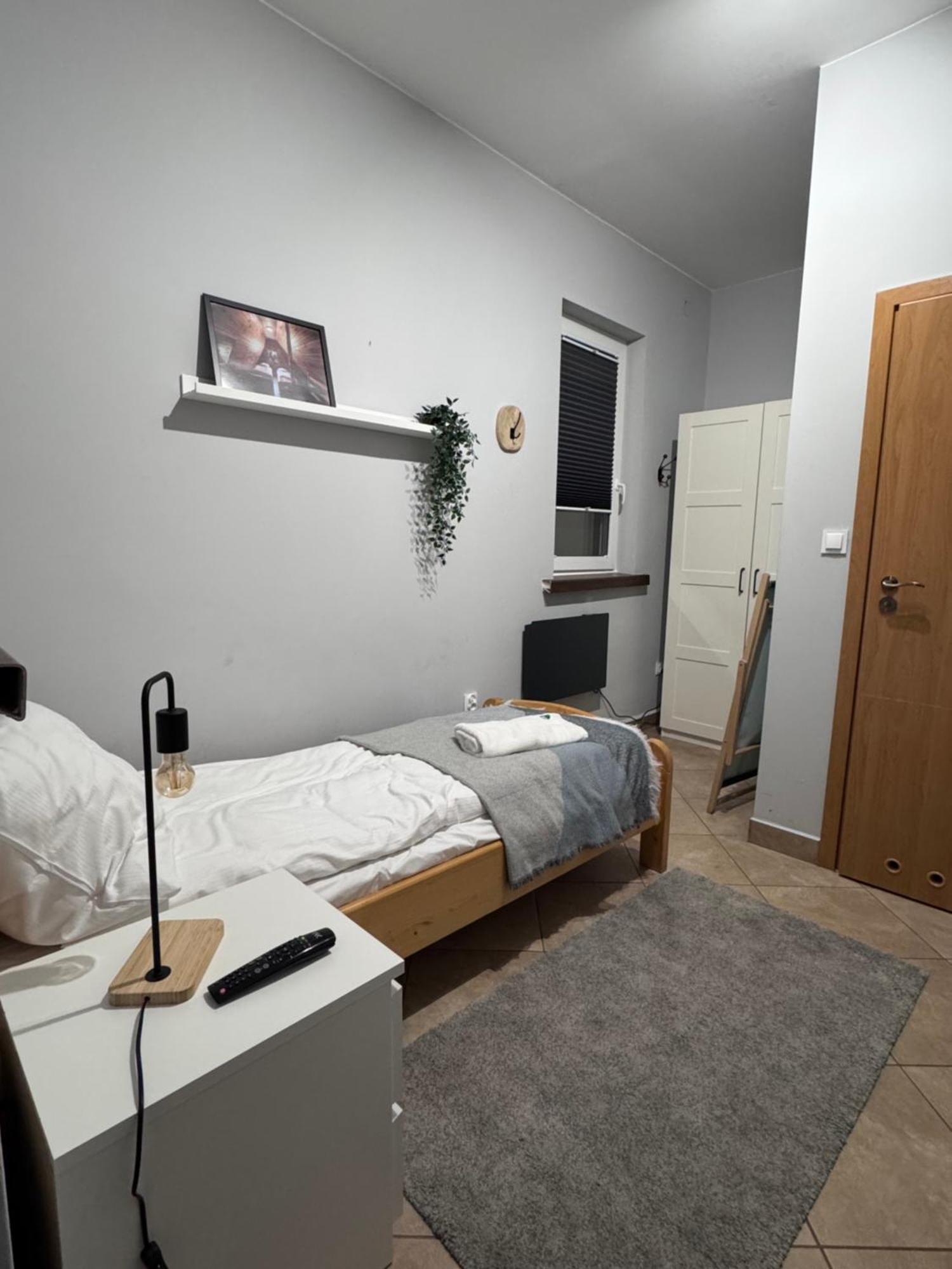Single Room Bathroom