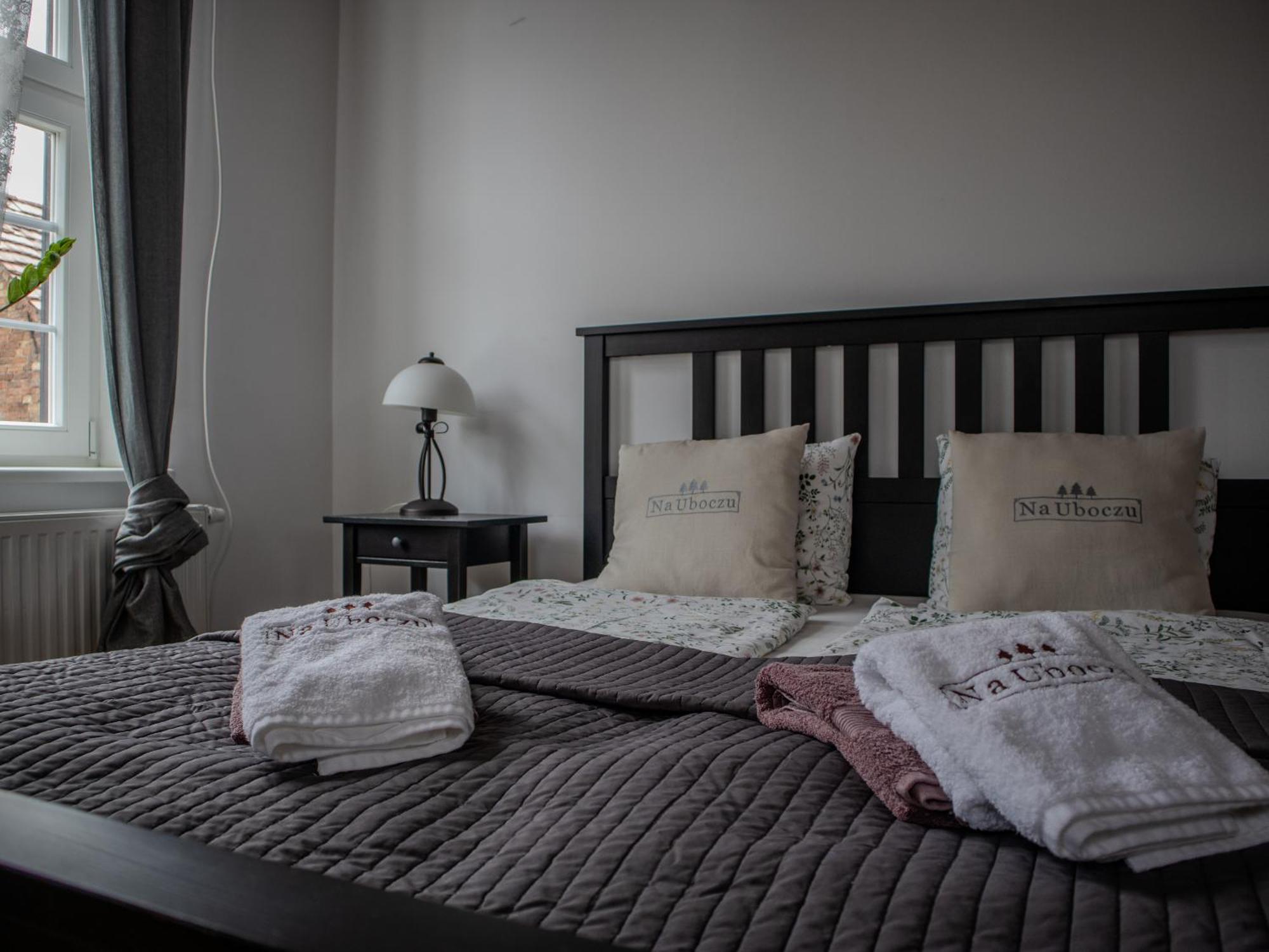 Large Double Room,1636033818:JPEG