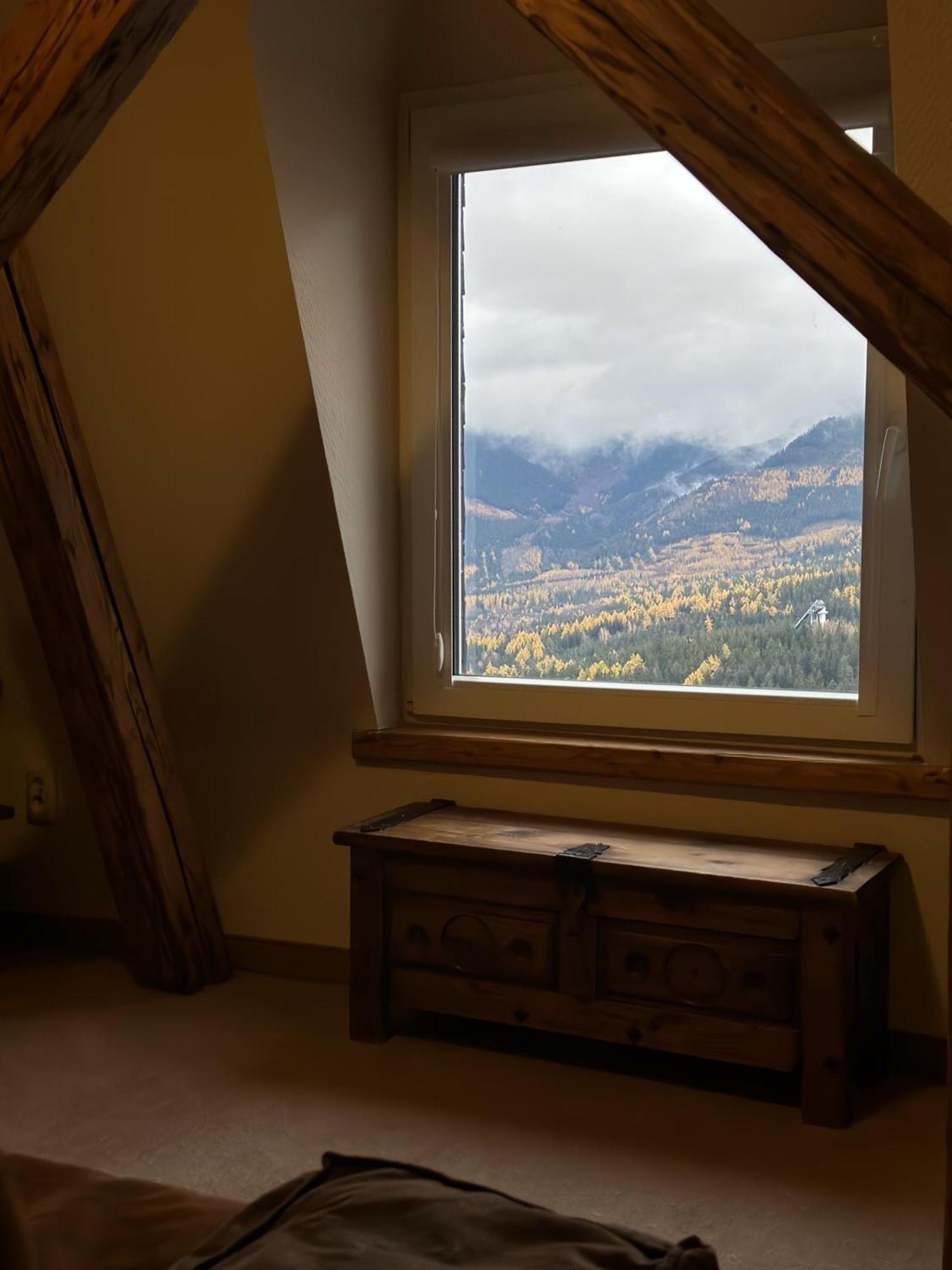 Apartment Mountain View