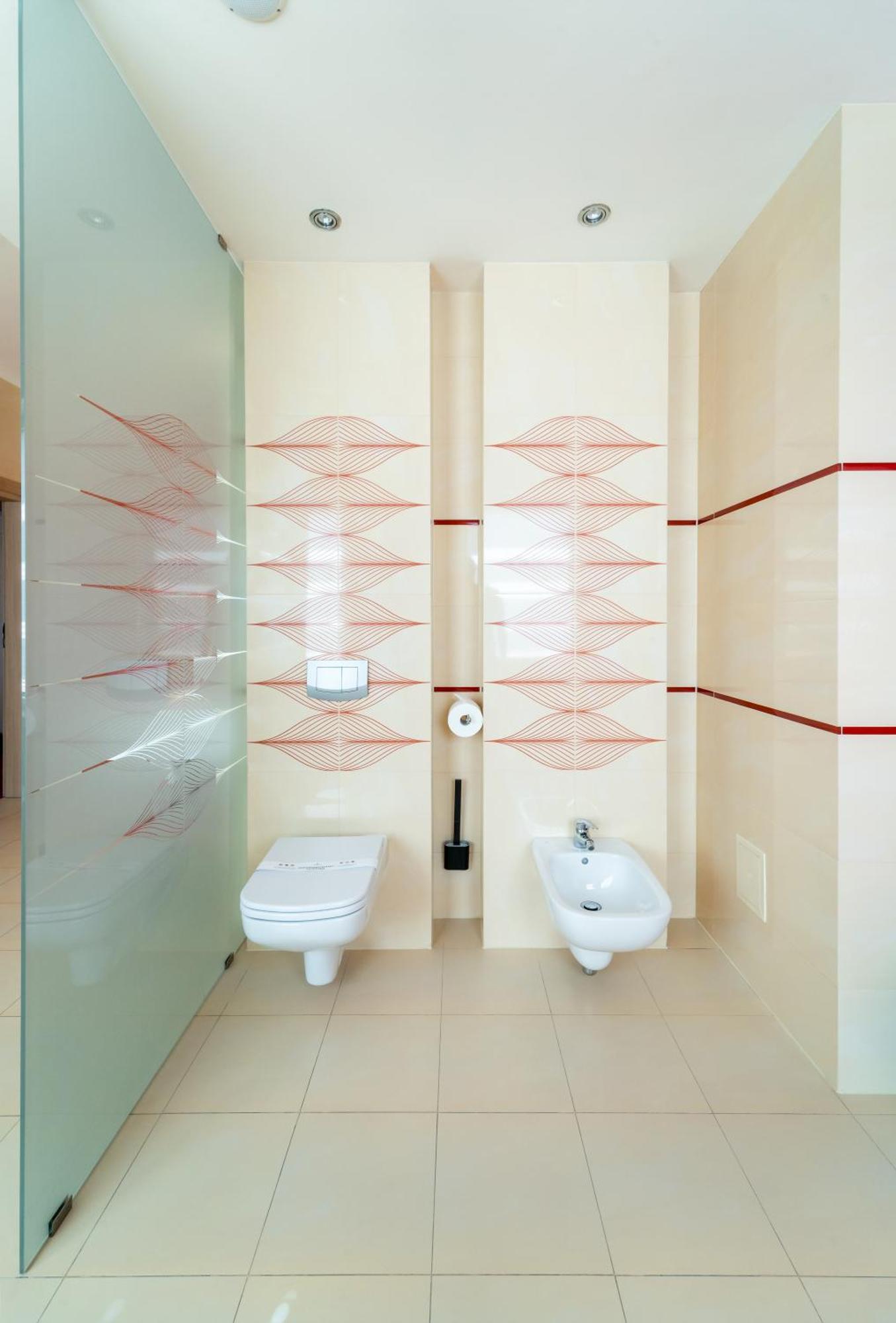 King Suite Spa Bath