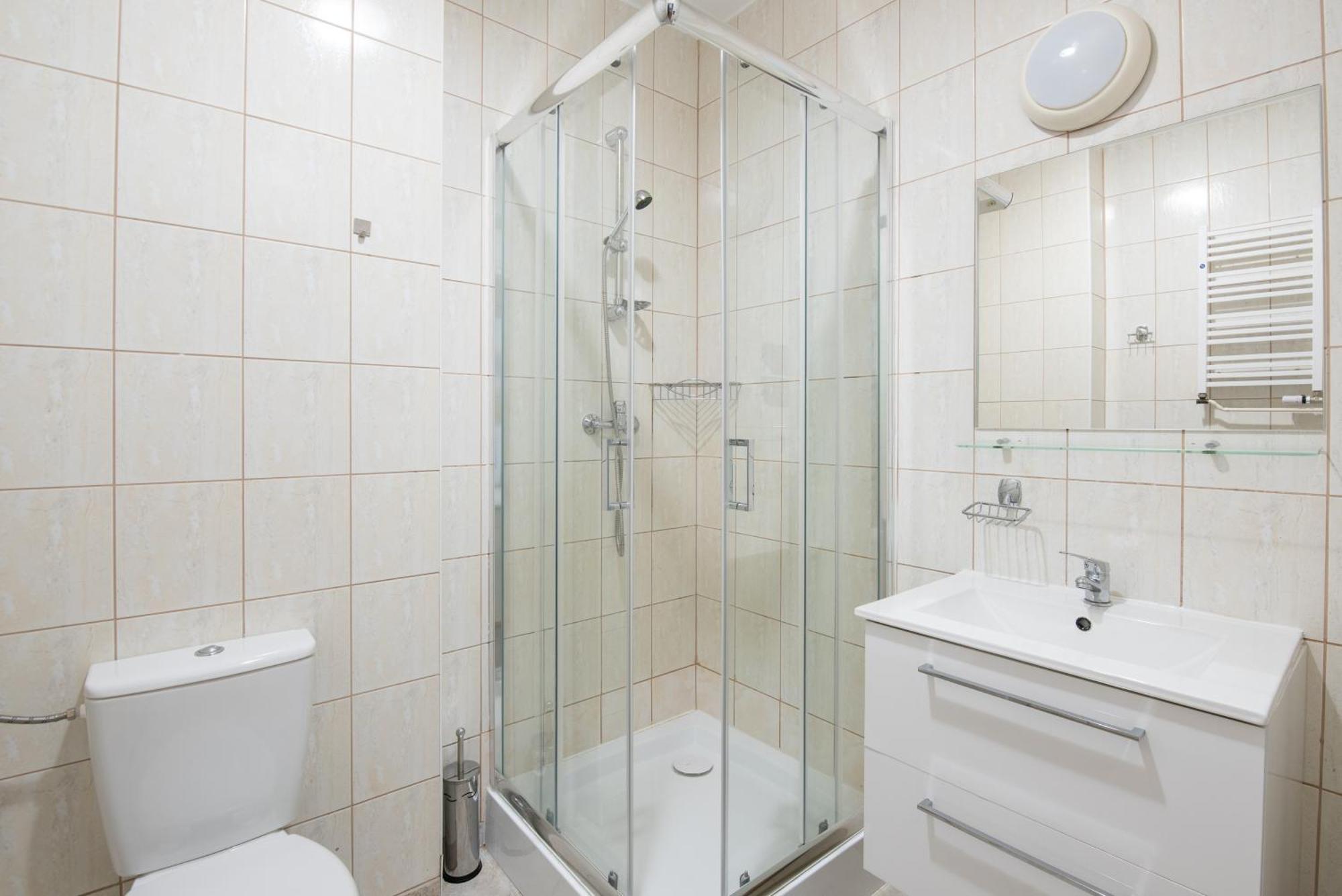 Standard Quadruple Room,1643816131:JPEG