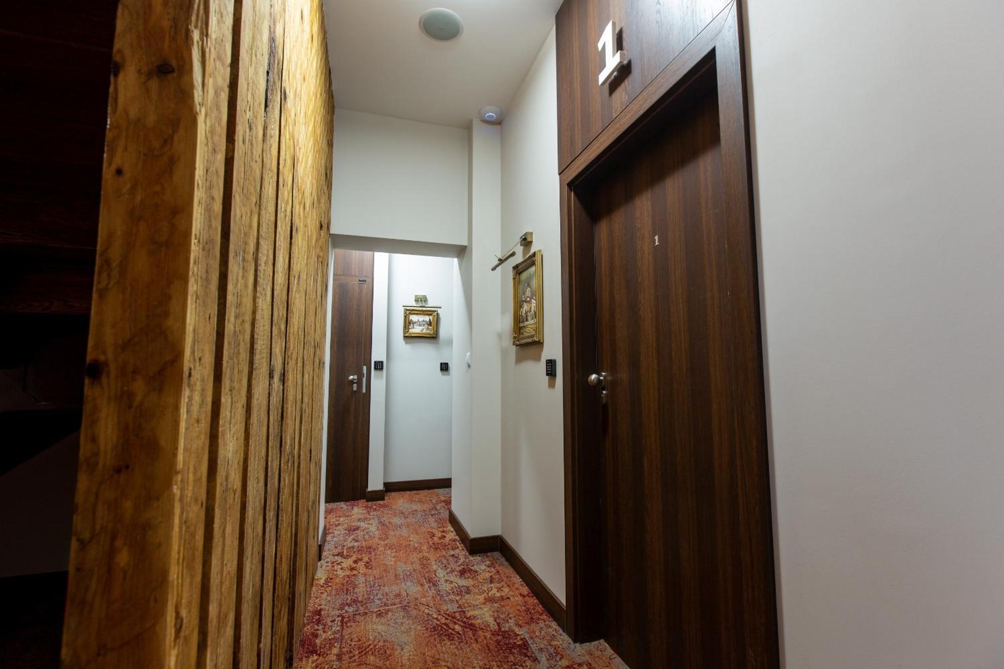 Superior Apartment