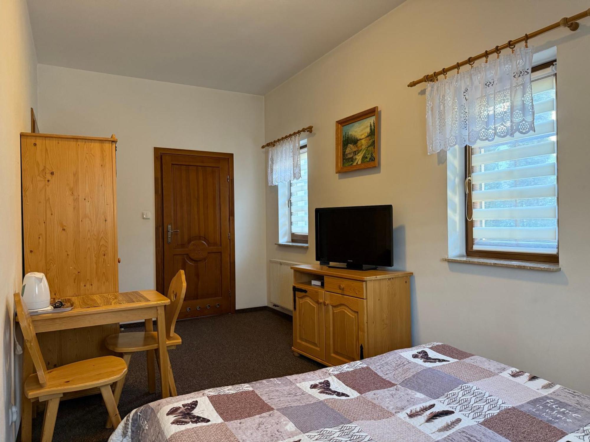 Double Room Private Bathroom