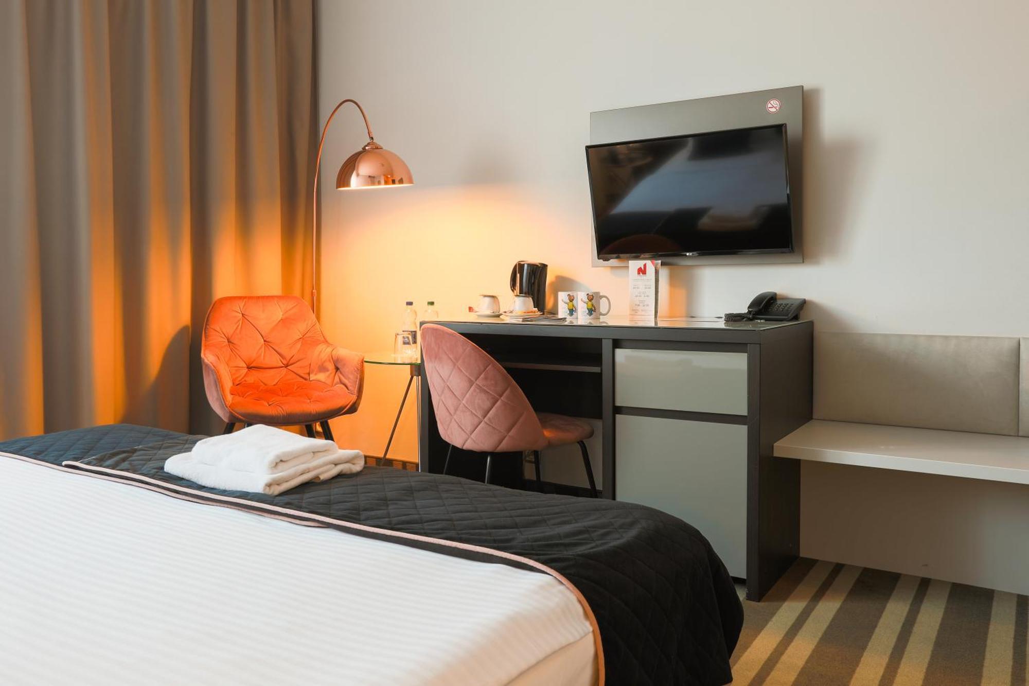 Deluxe Double or Twin Room