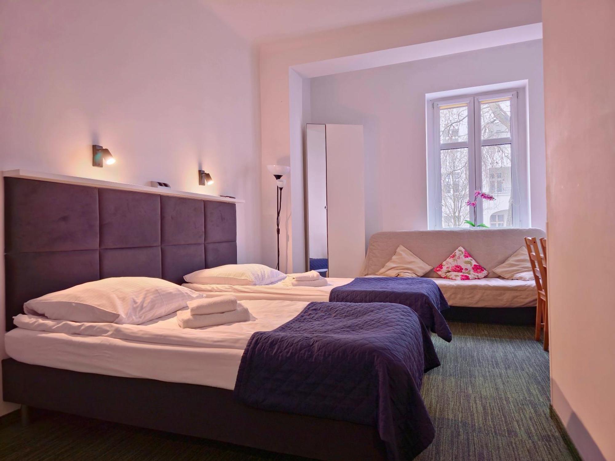 Triple Room Kitchenette
