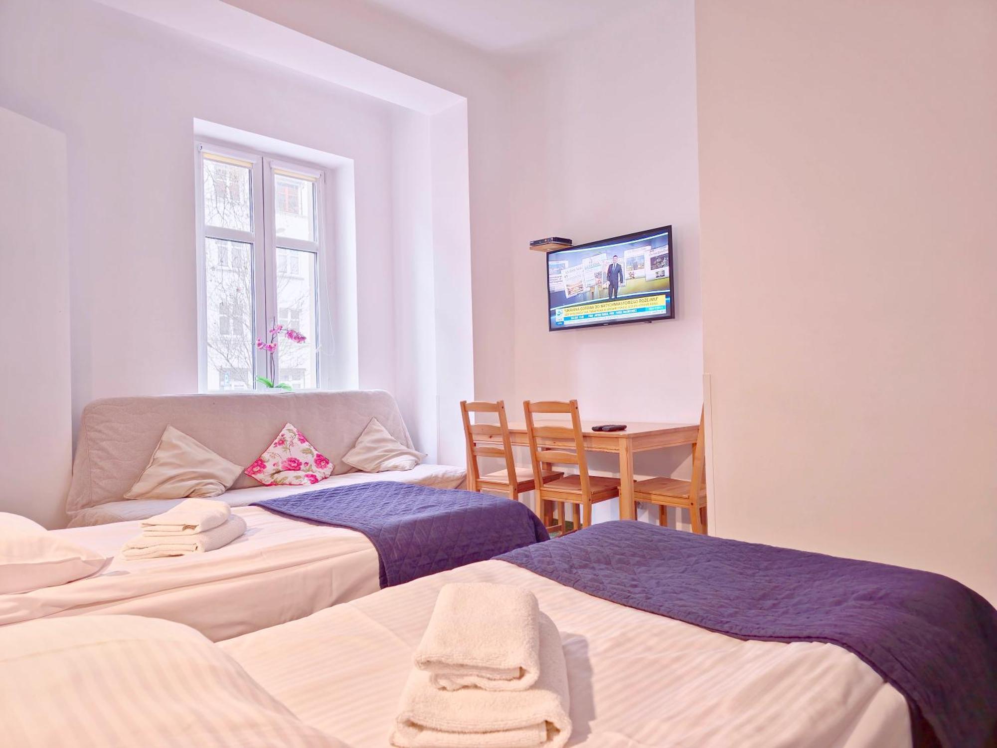 Triple Room Kitchenette