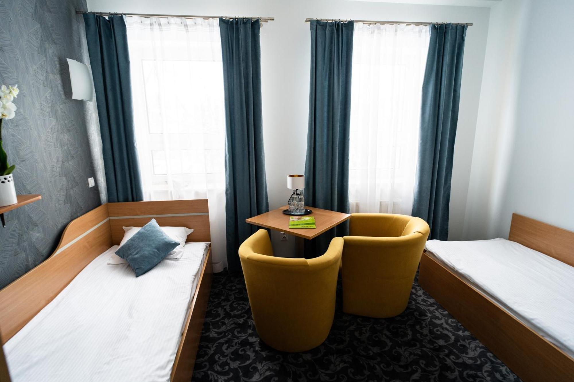 Large Double Room