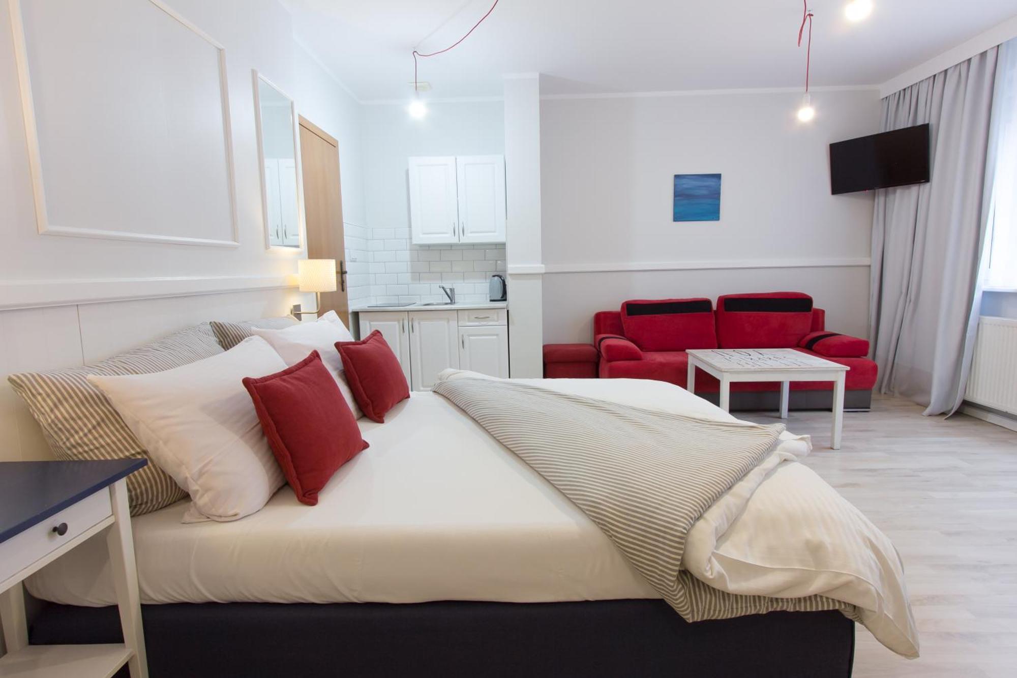 Triple Room Kitchenette