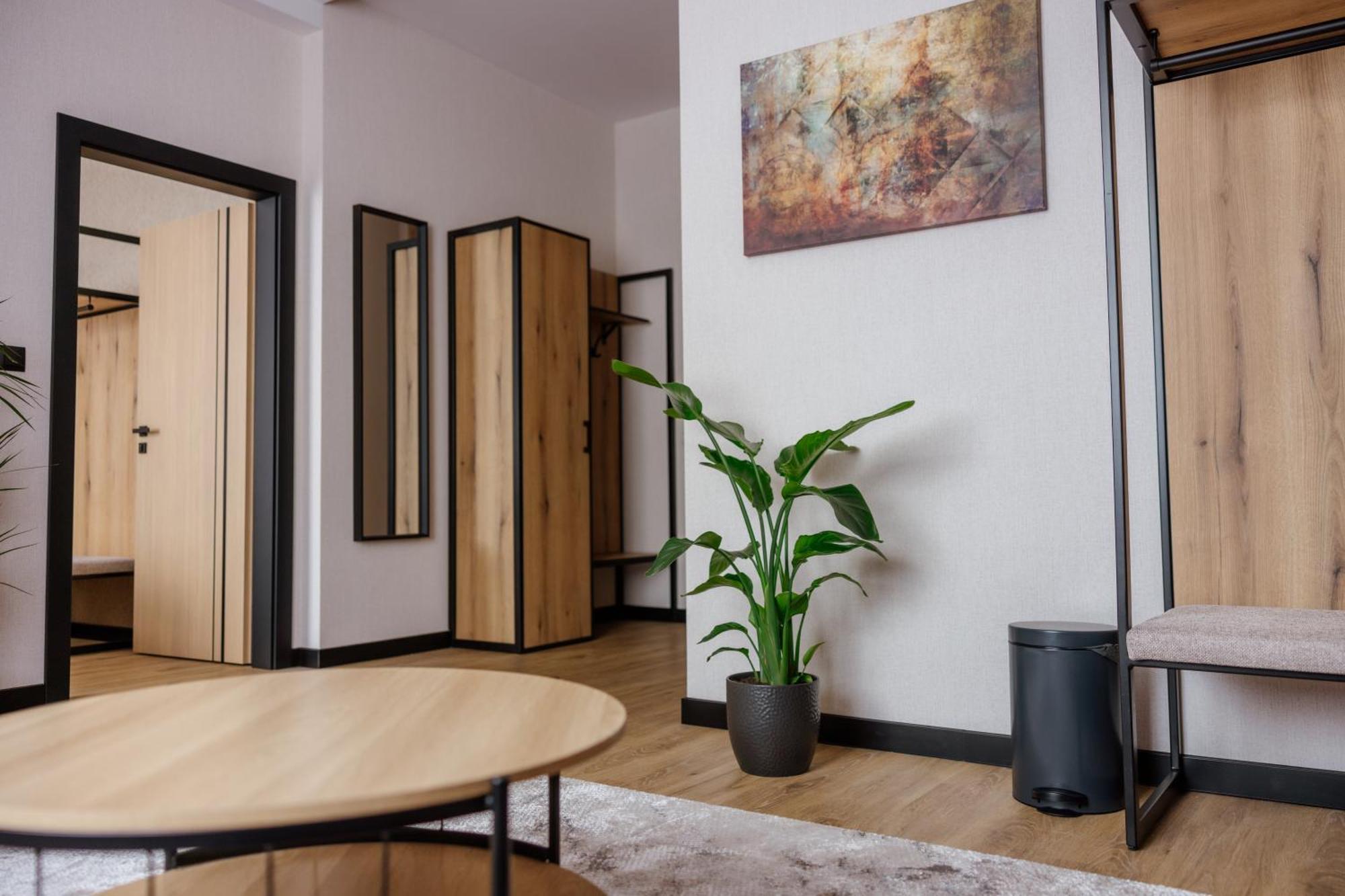 Deluxe Apartment