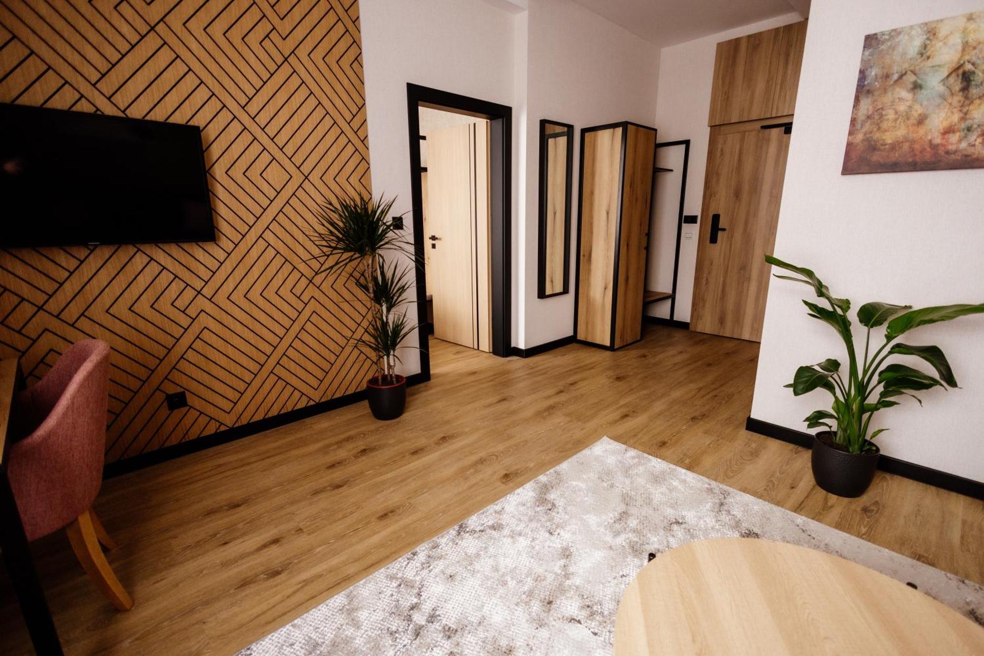 Deluxe Apartment