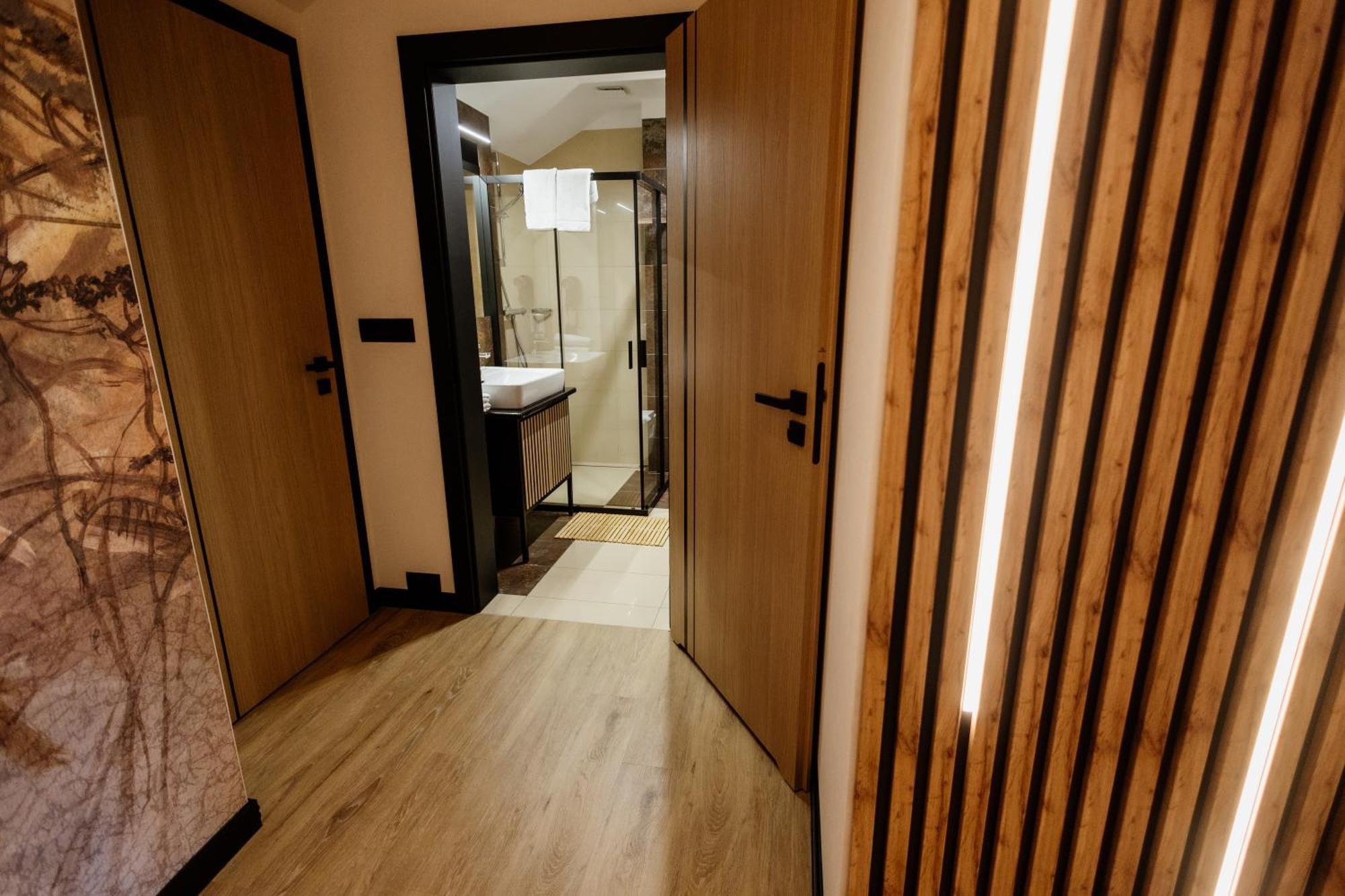 Premium Apartment