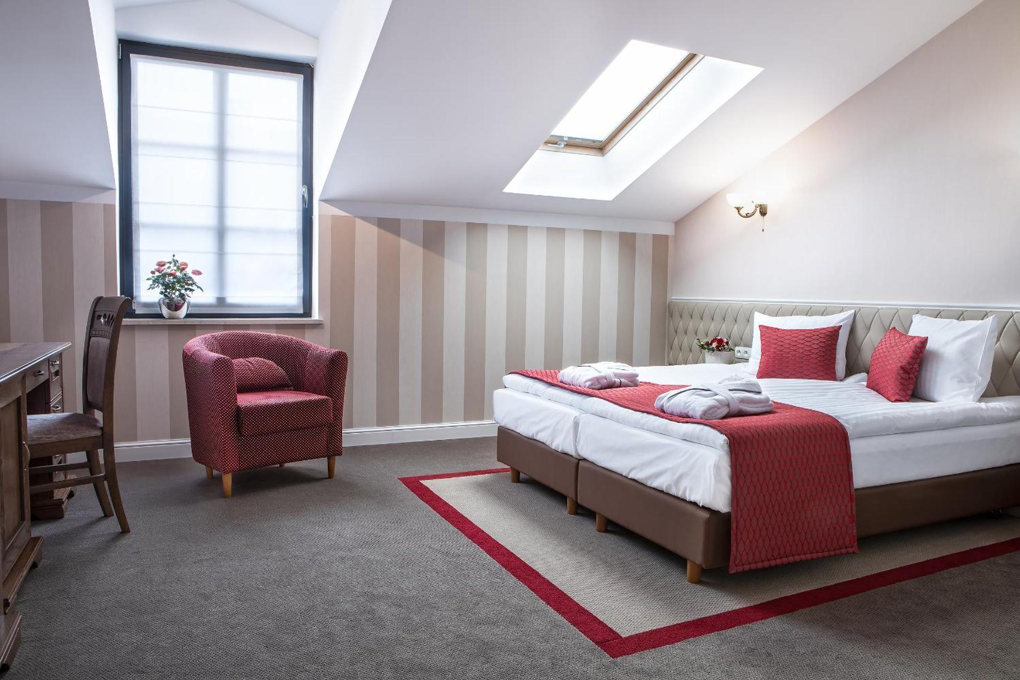 Double or Twin Room Bathroom