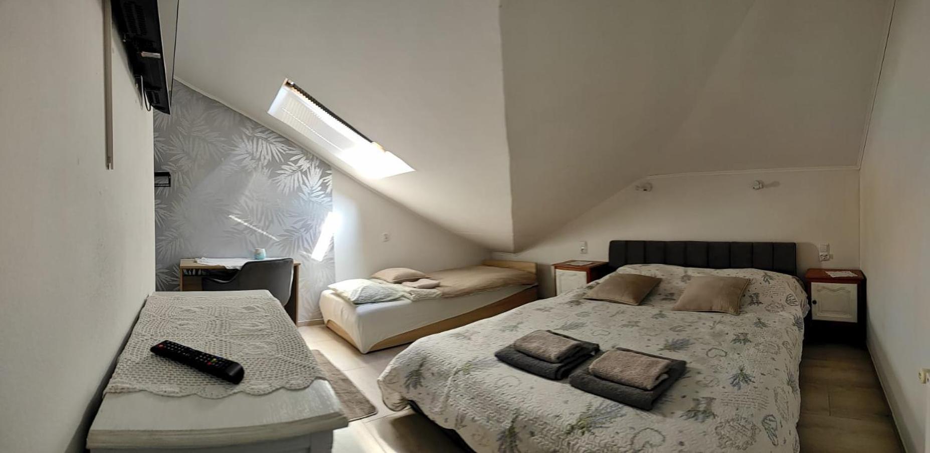 Classic Triple Room