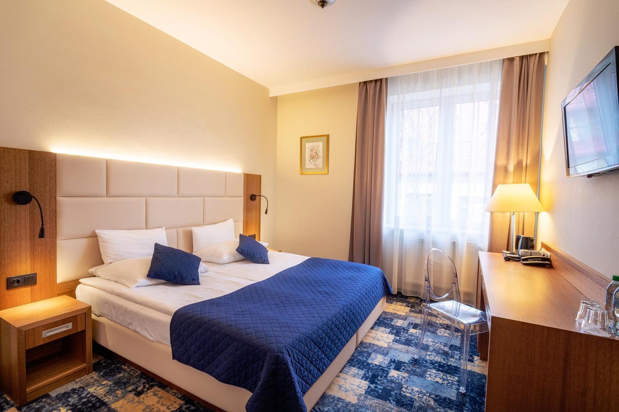 Premier Double Room Air Conditioning