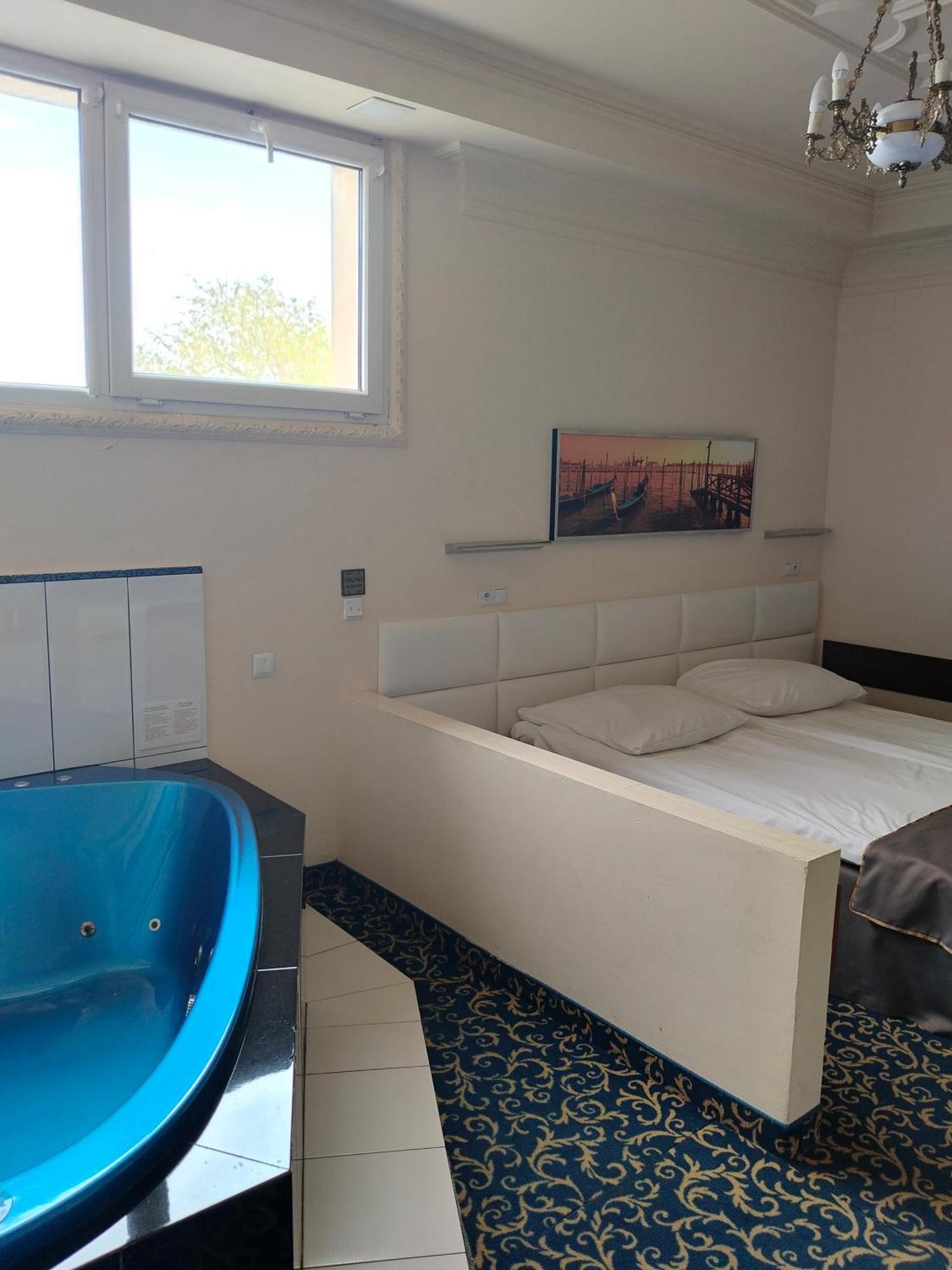 Suite Hot Tub