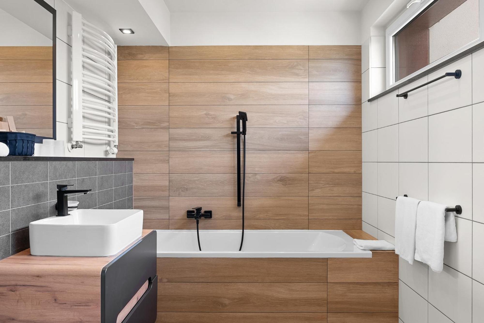 Double Room Bath