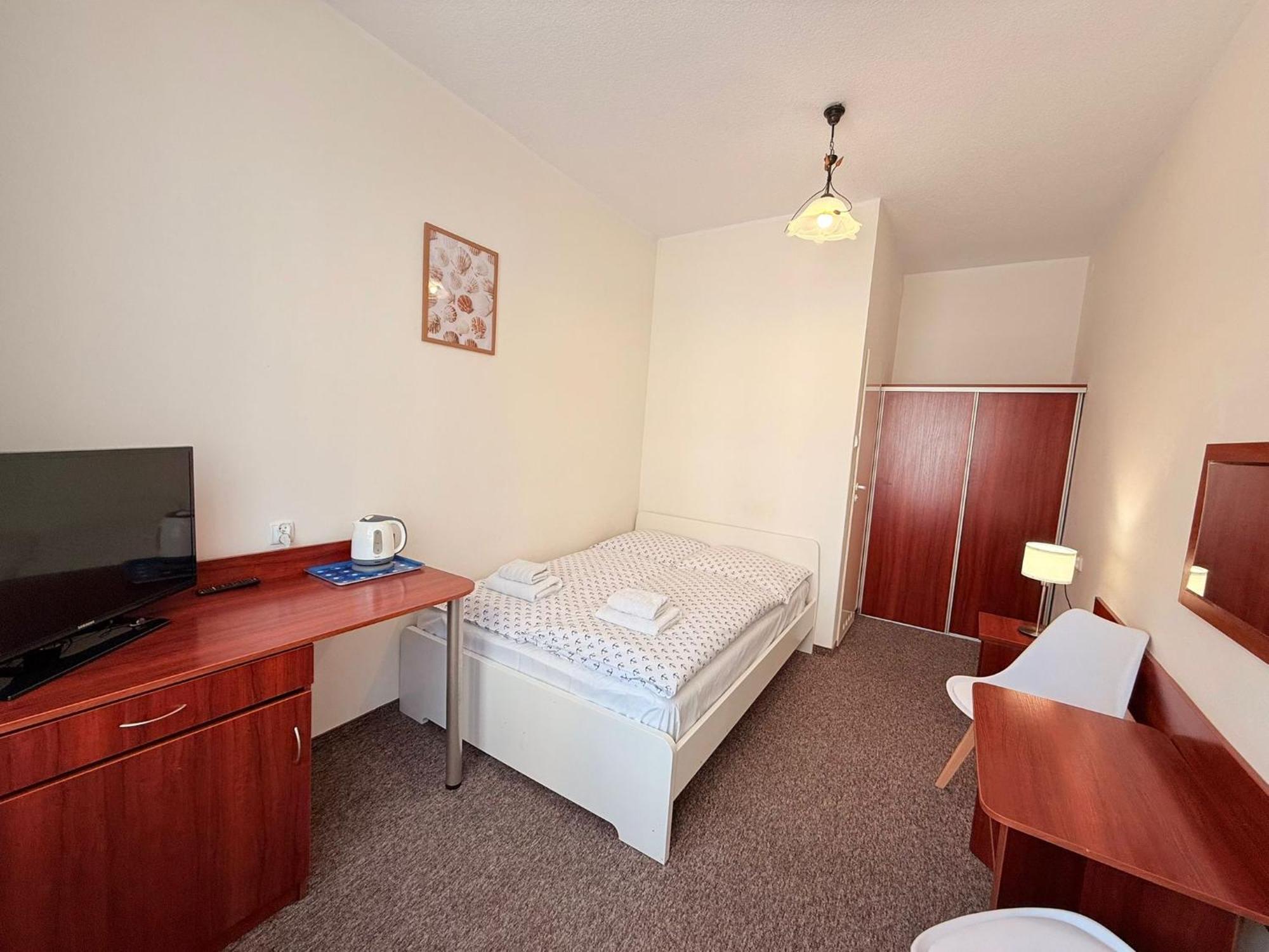 Double Room Private Bathroom