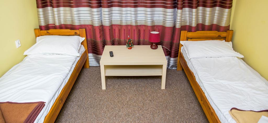 Double Room Bathroom