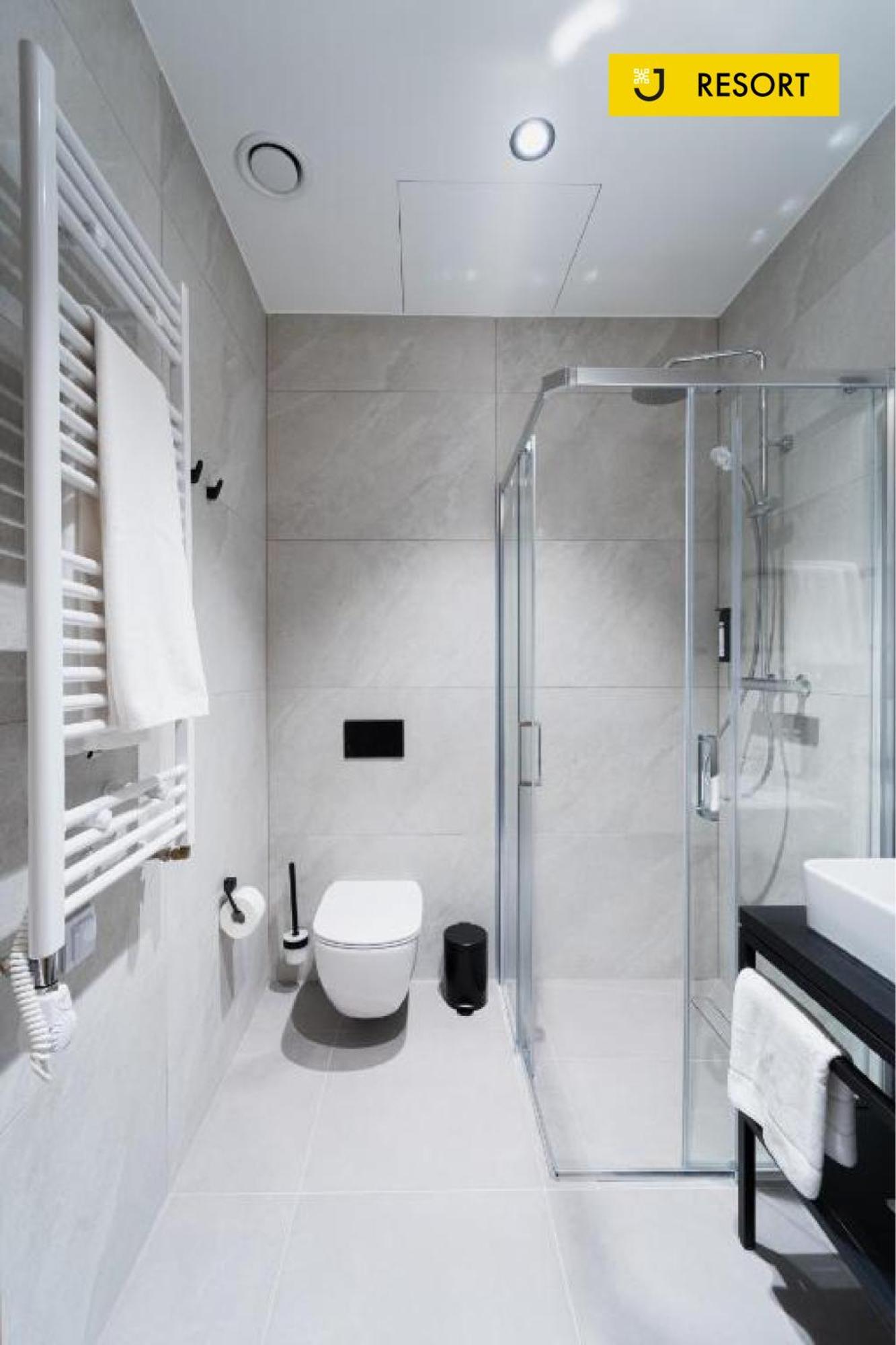 Basic Triple Room