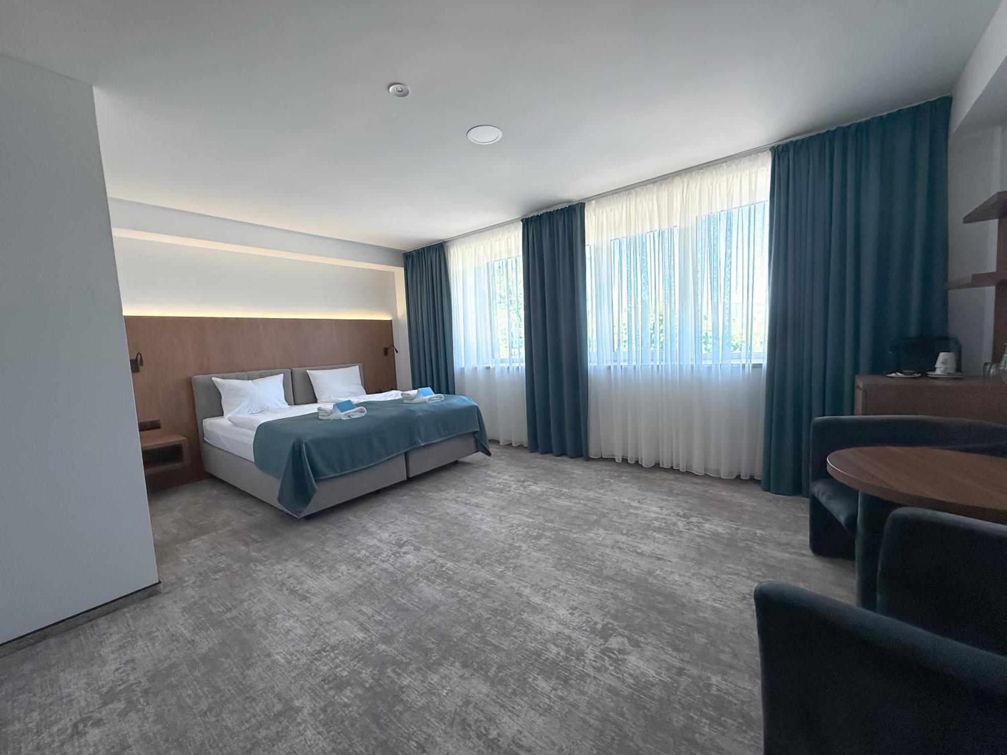 Large Double Room