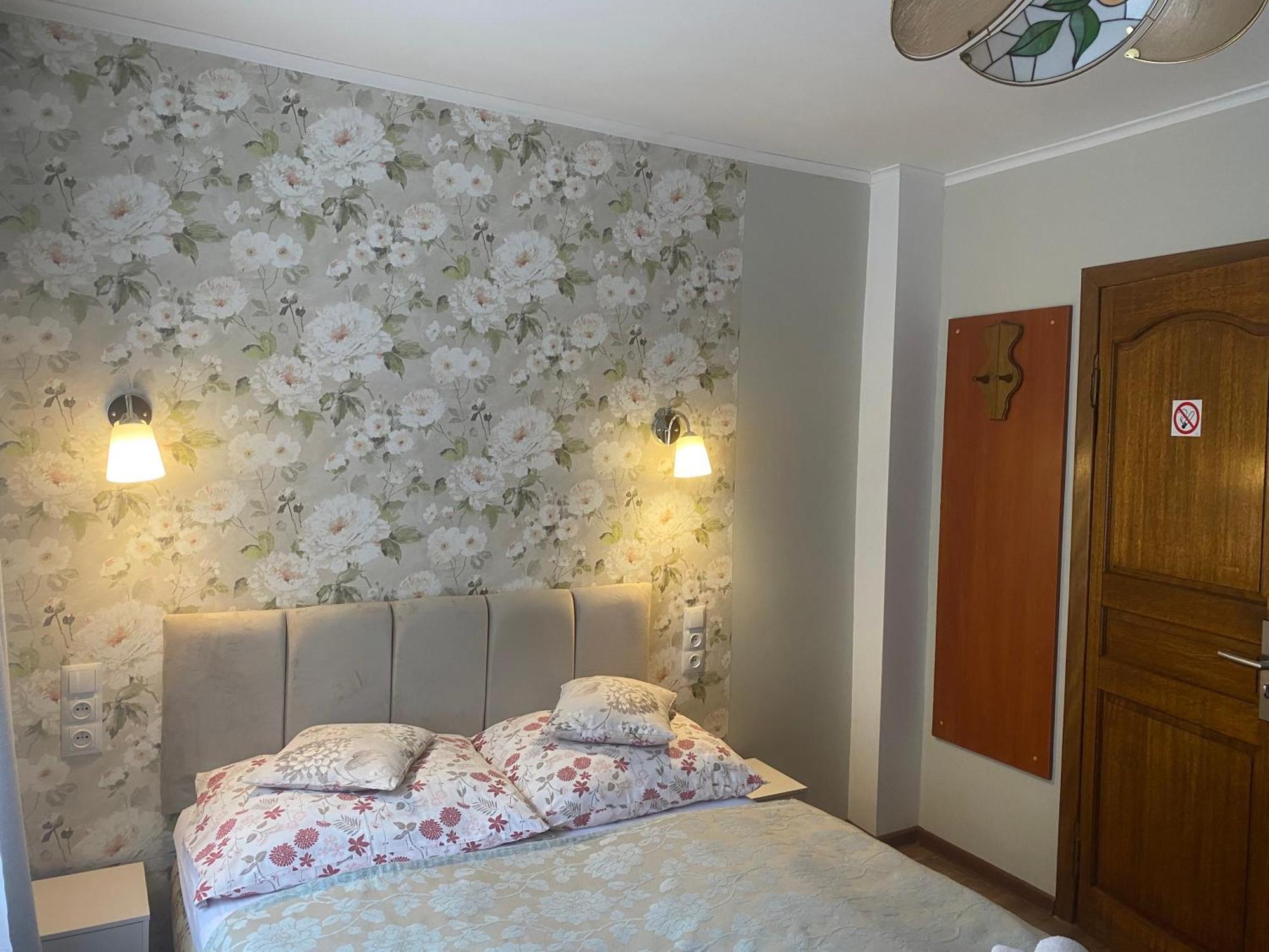 Double Room Private Bathroom