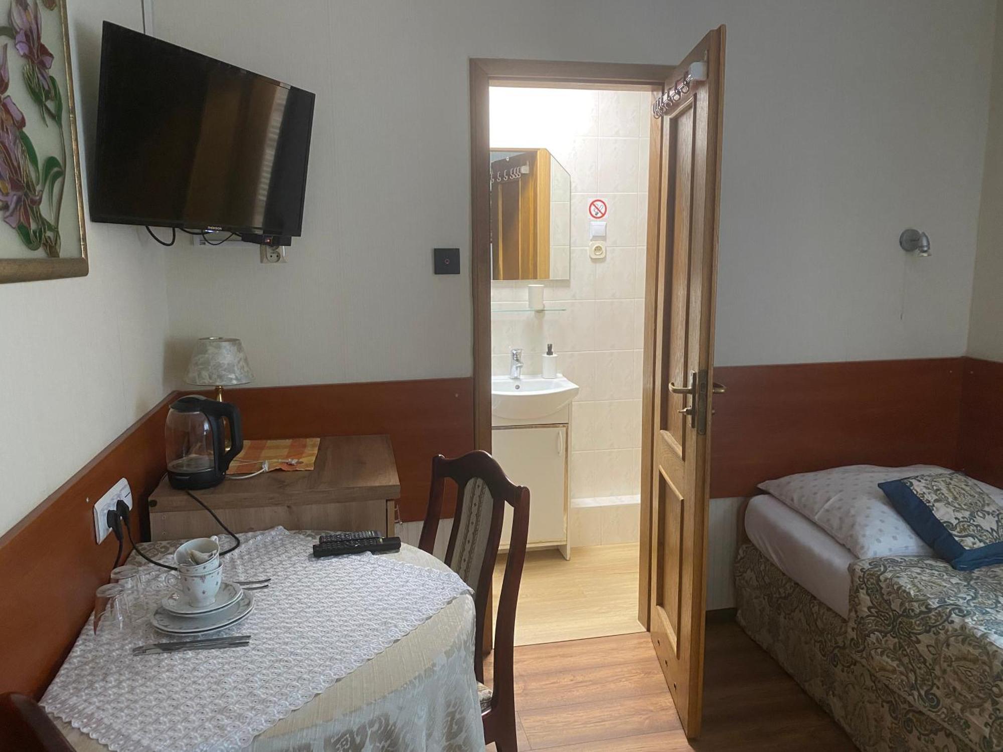 Twin Room Bathroom