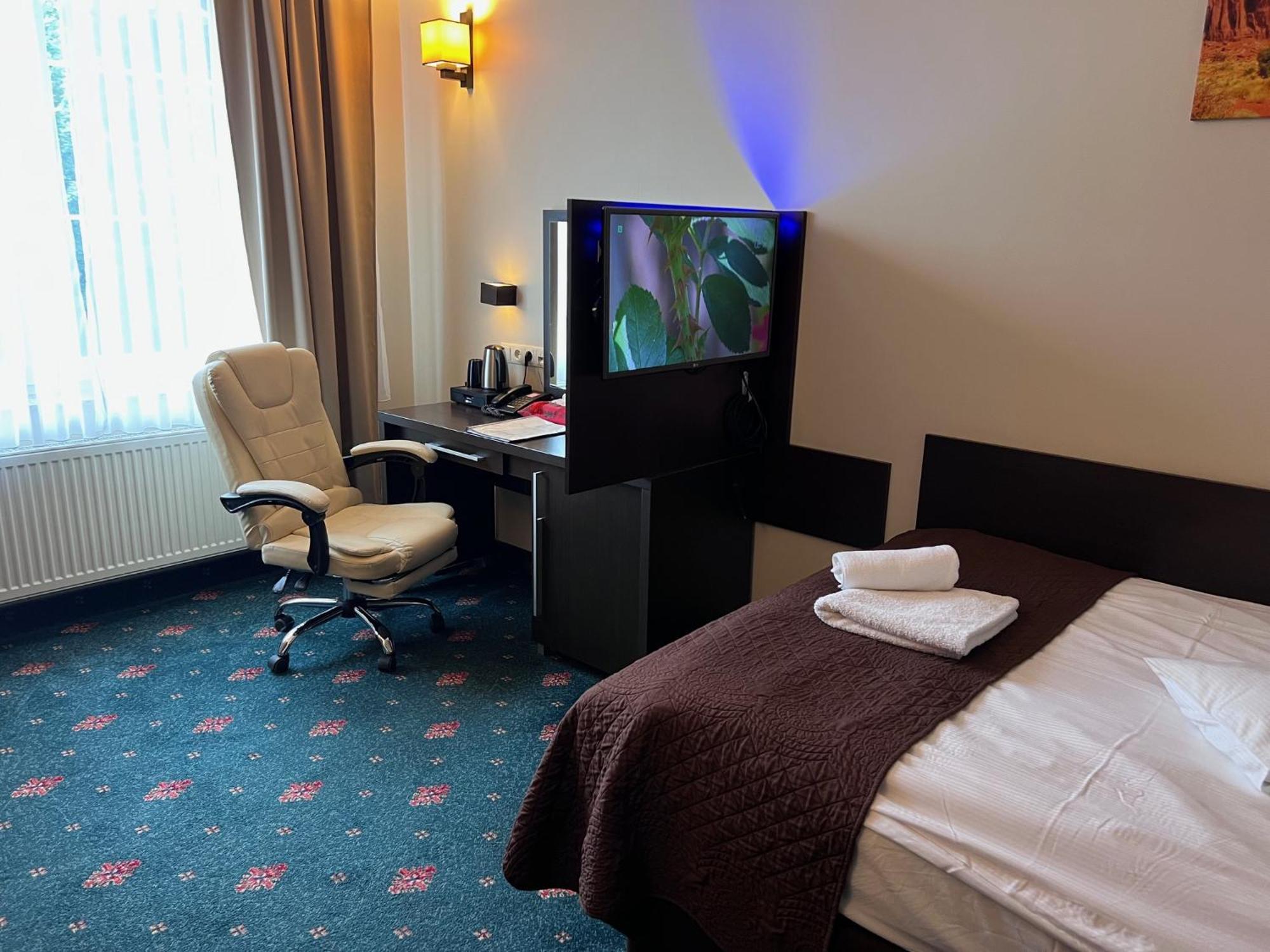 Superior Single Room