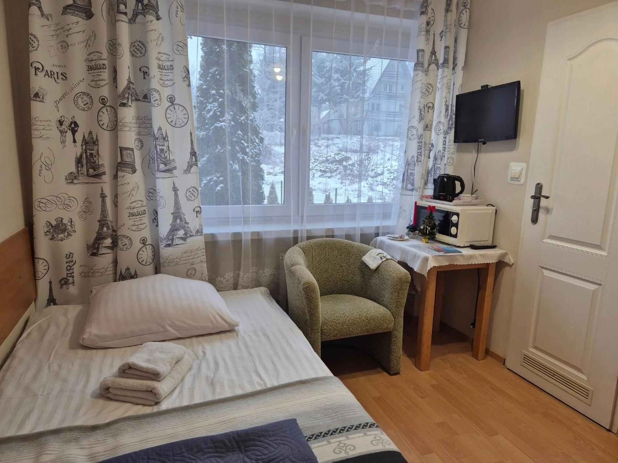 Small Single Room