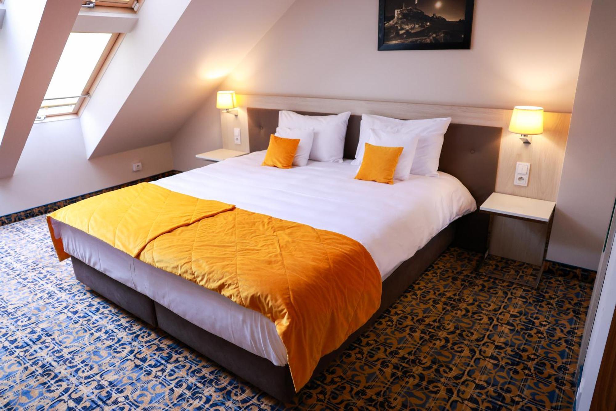 Economy Single Room