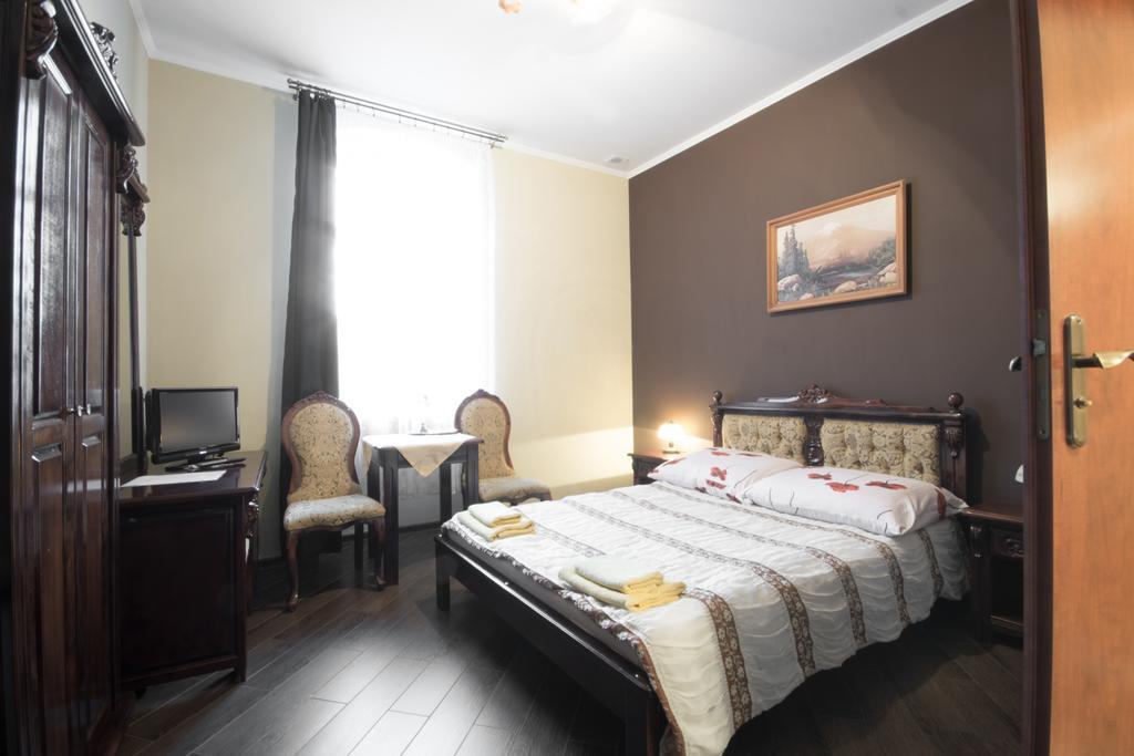 Small Double Room