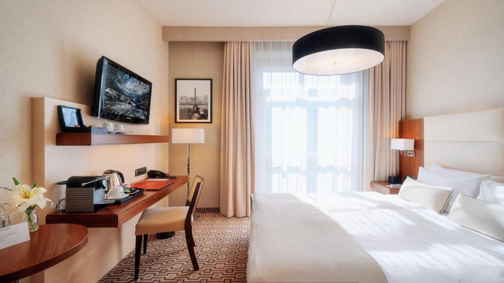 Standard King Room